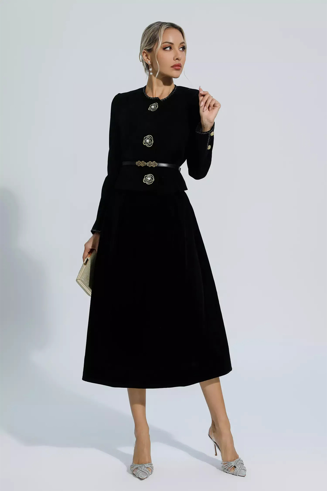 Lina Woolen Floral Blazer Set In Black