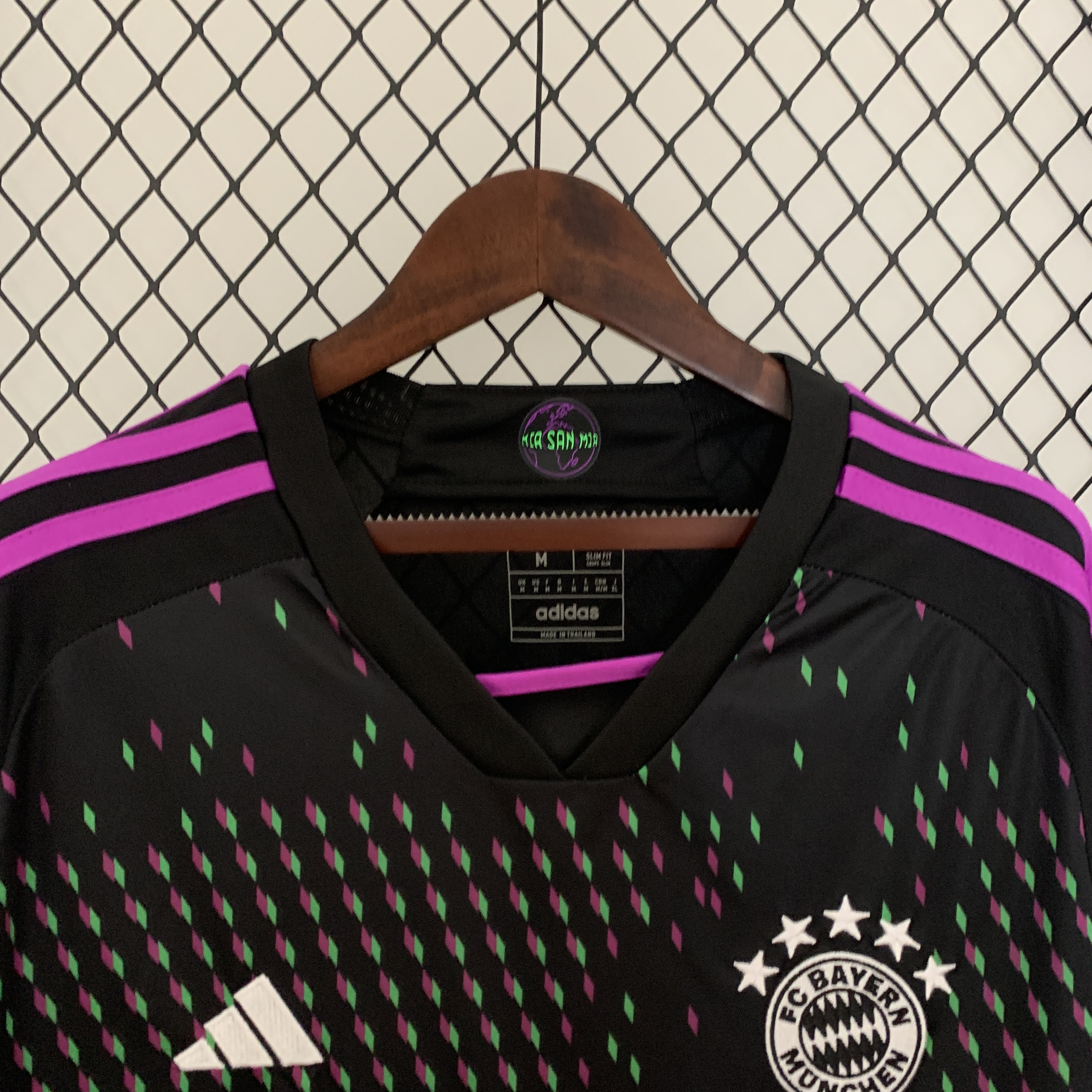 Bayern Munich 23-24 Away Long Sleeve Jersey - Fans Version
