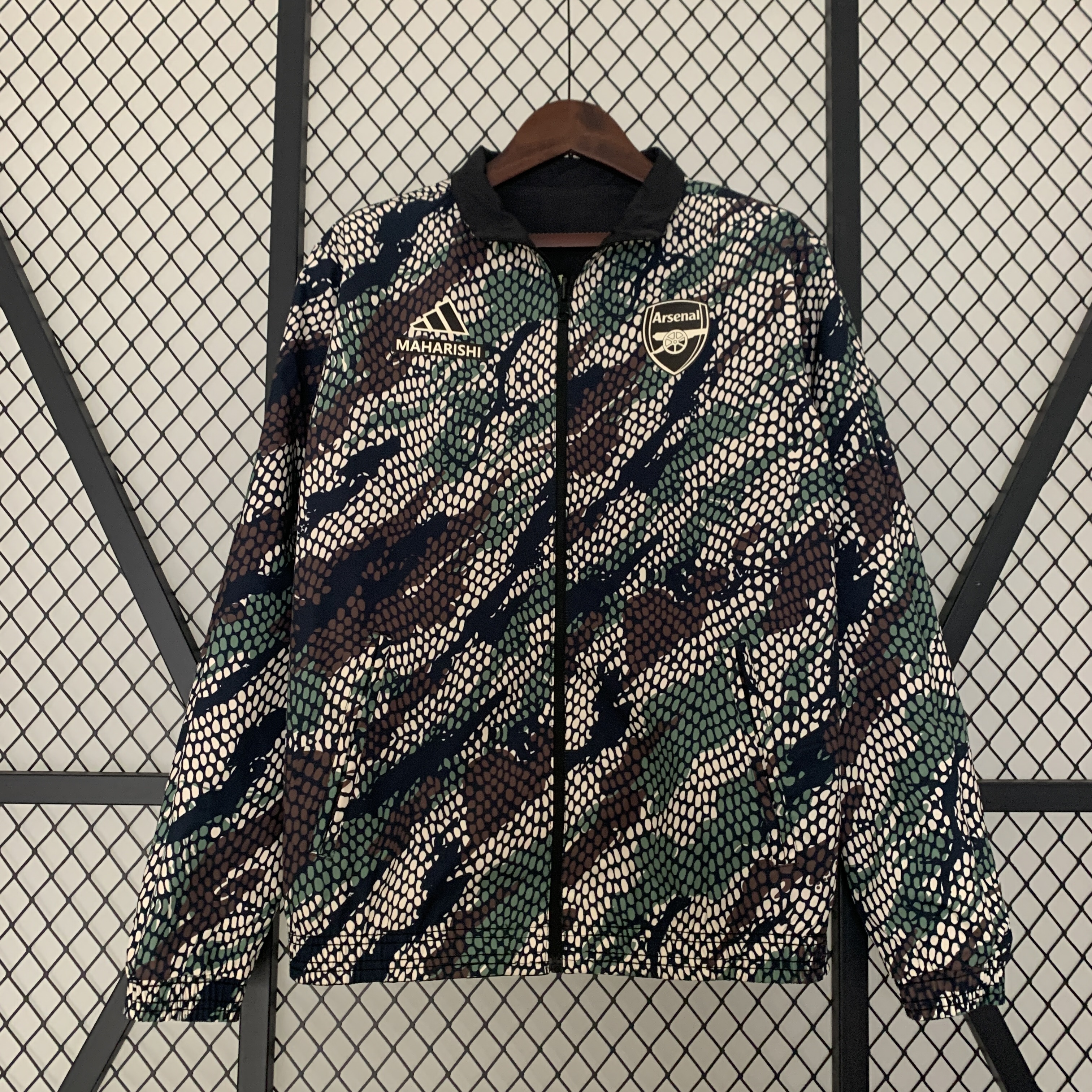 Arsenal x M.A.H.A R.I.S.H.I Limited Edition 23-24 Player Reversible Windbreaker