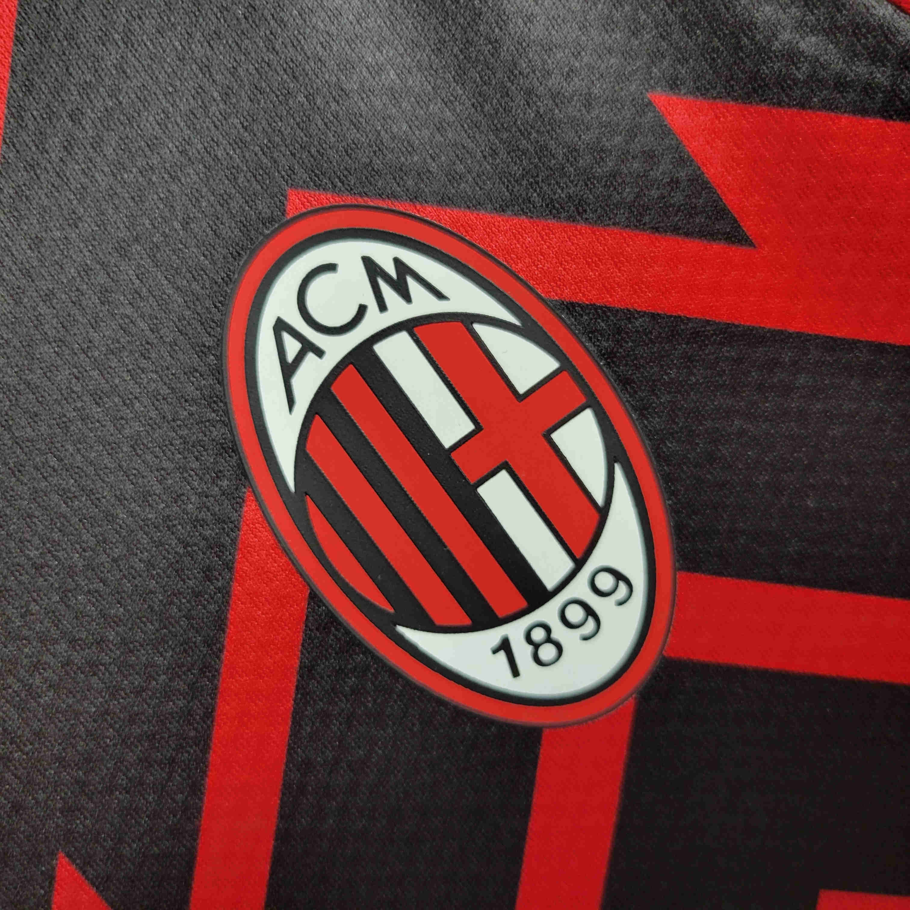 23/24 AC Milan Training Jersey - Fans Version