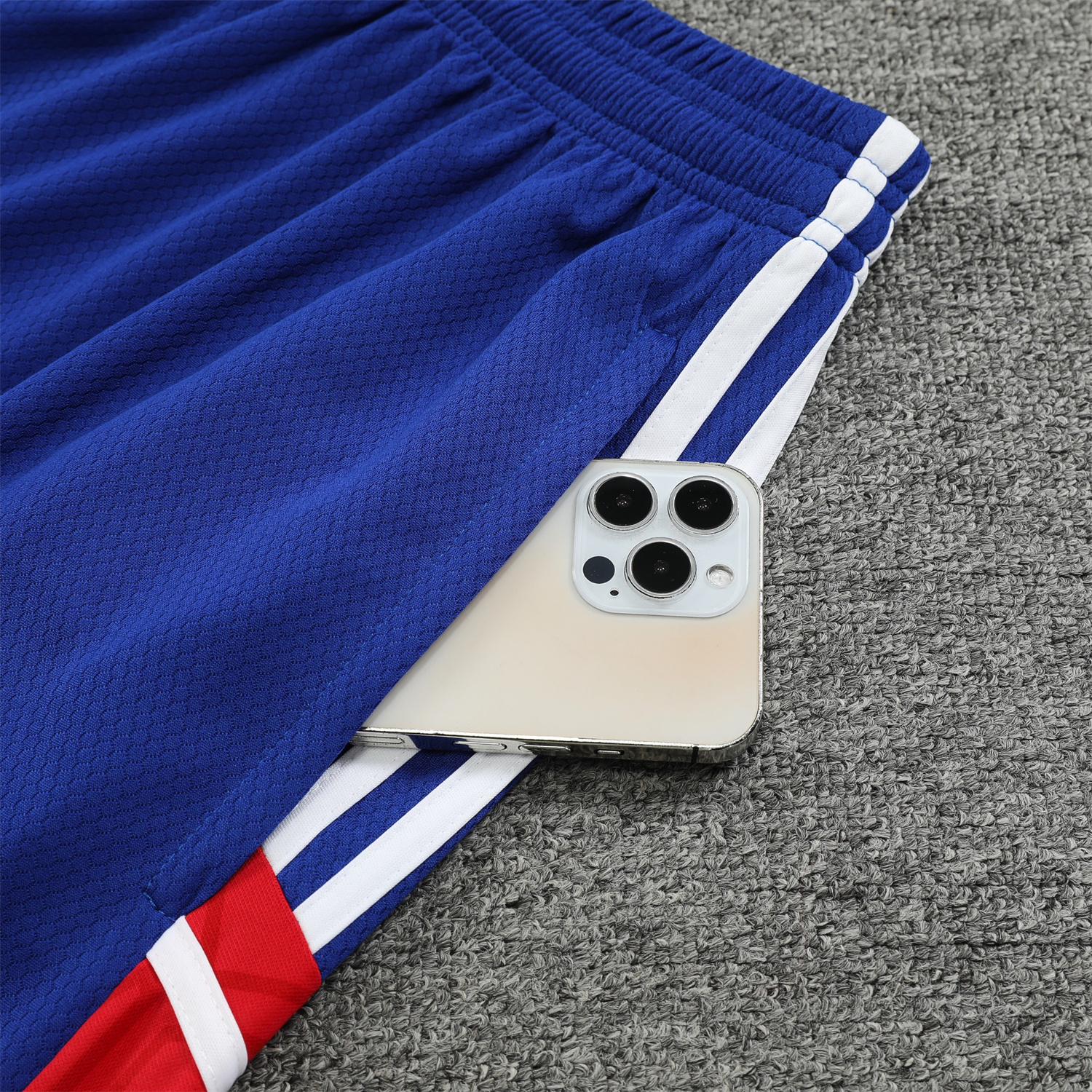 Bayern Munich 23-24 Red BlueTraining Vest Suit
