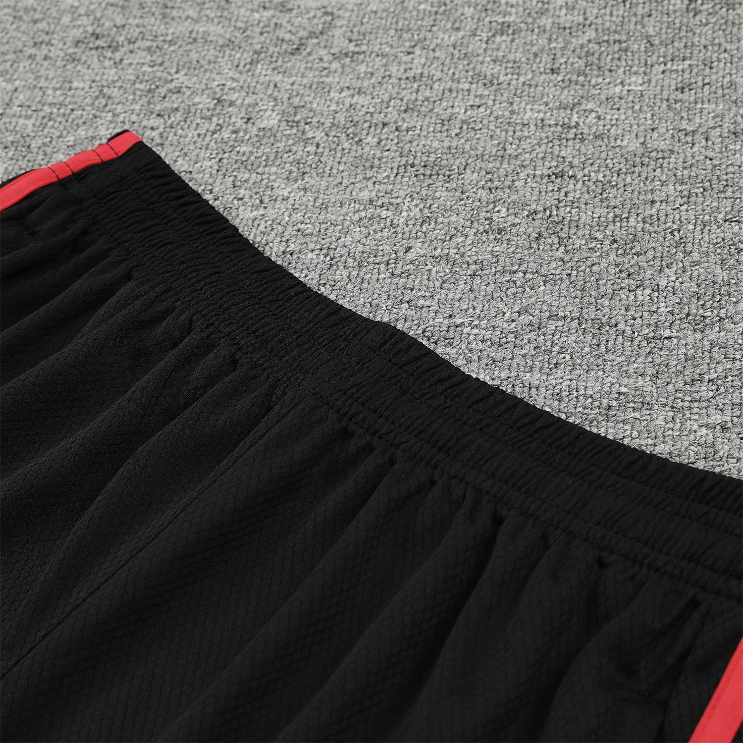 Bayern Munich 23-24 Black & Red Training Vest Suit
