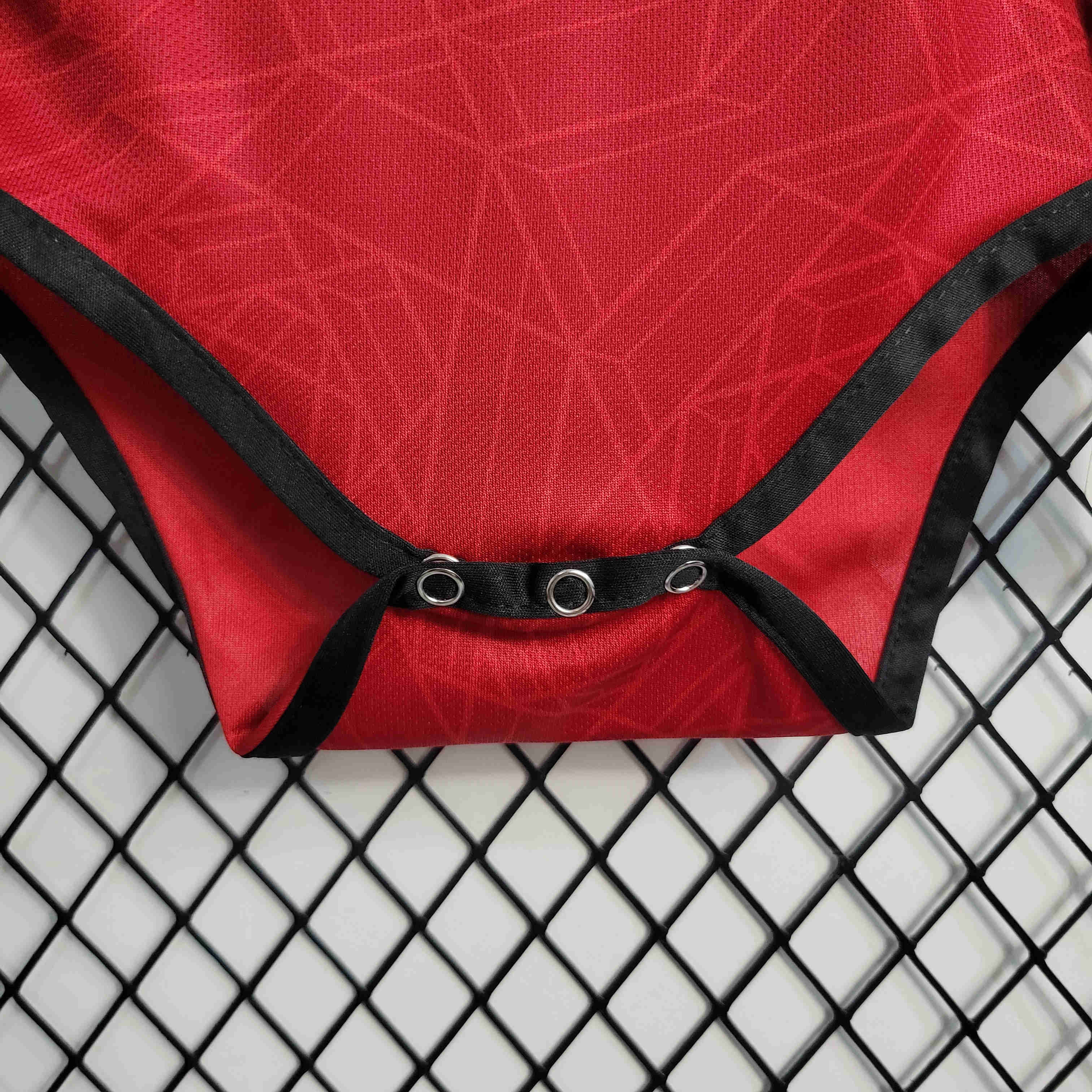 23-24 Manchester United Home Baby Kit Crawling Suit Size 9-12