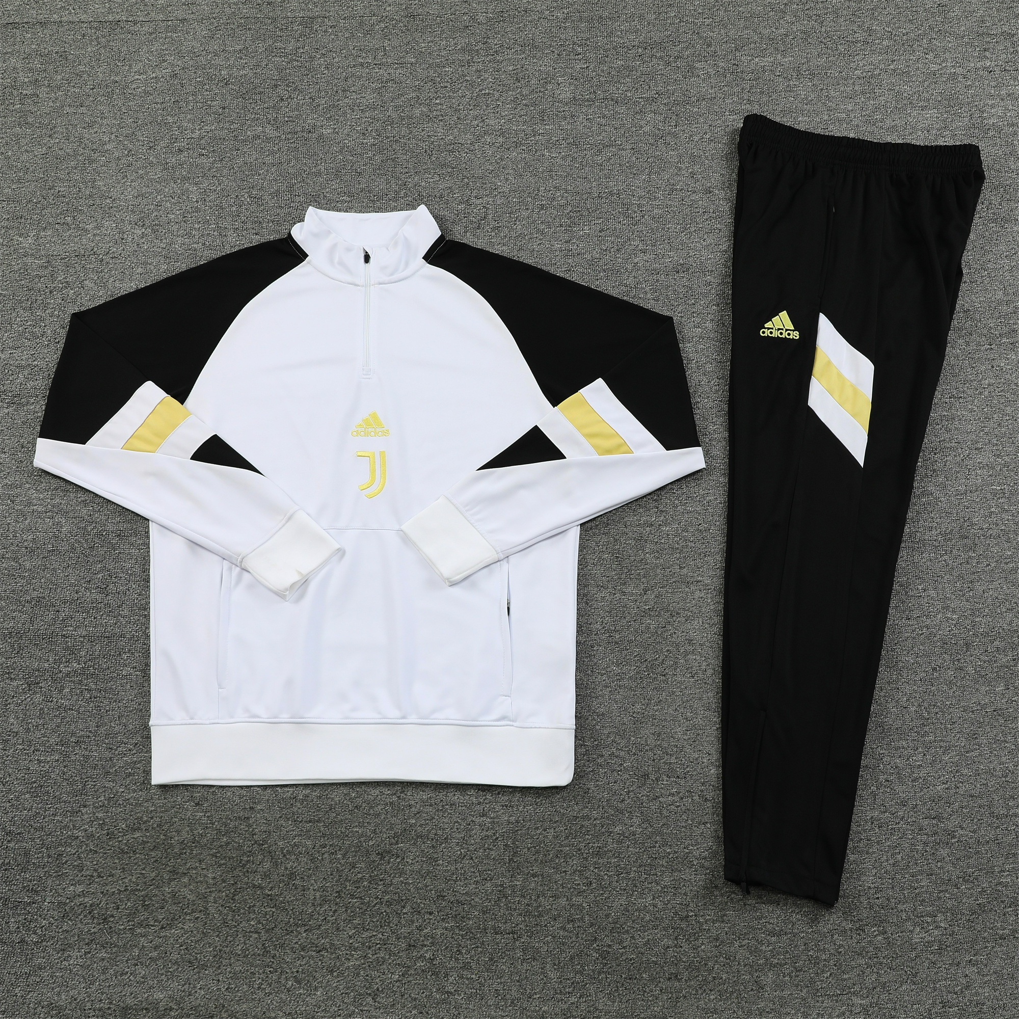 Juventus 23-24 Long Sleeve Training Set White Yellow