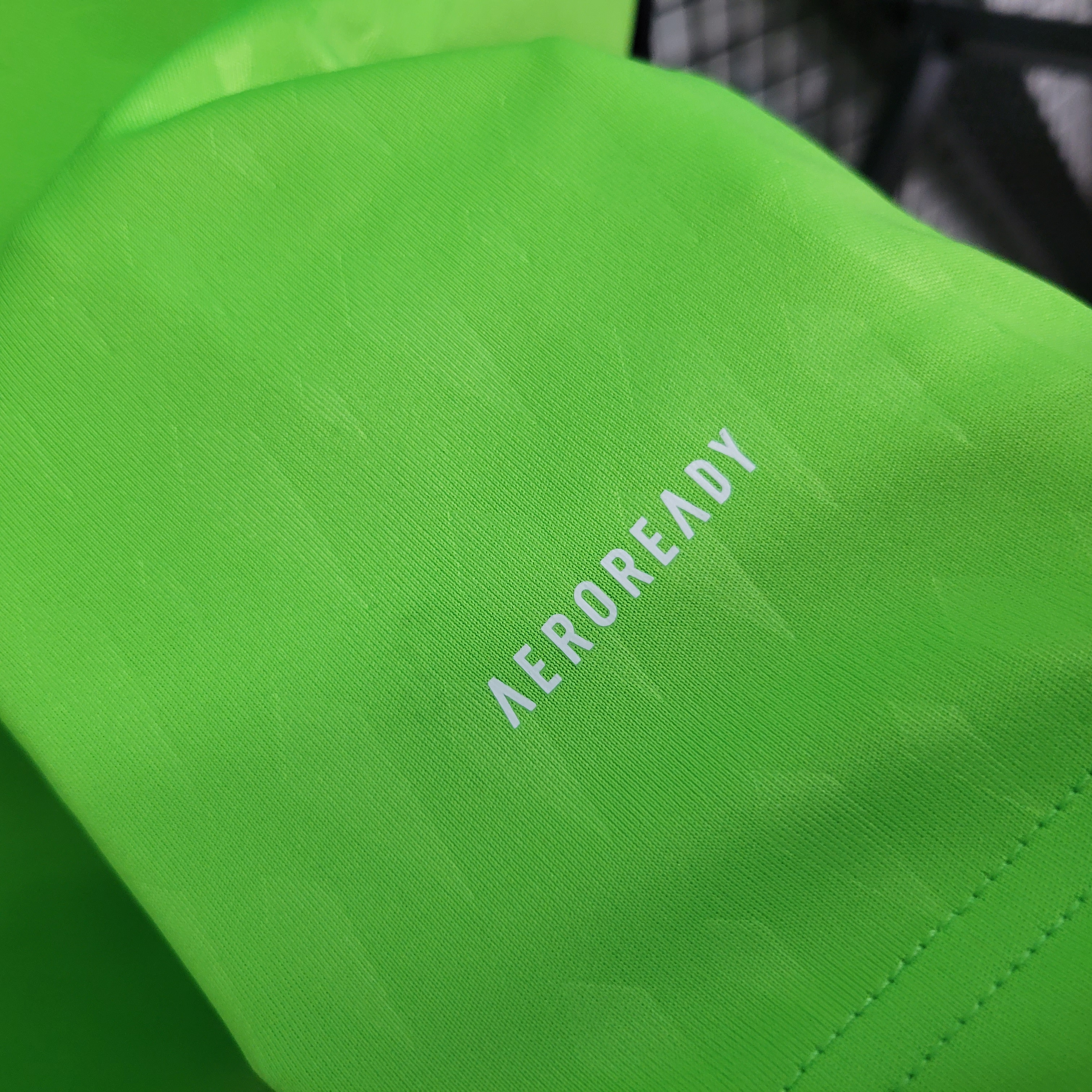 Manchester United 23-24 Green Goalkeeper Jersey - Fans Version