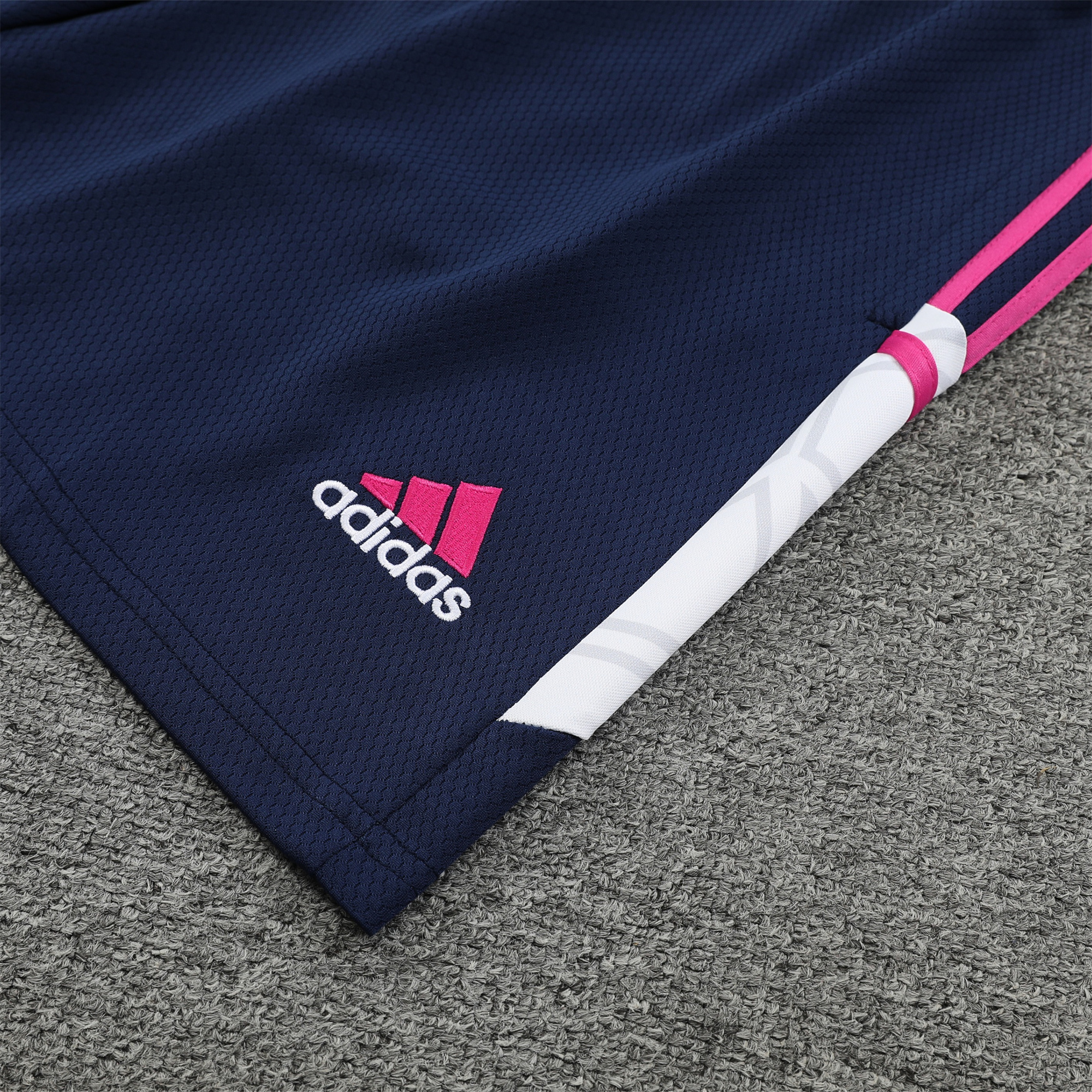 Arsenal 23-24 Player Vest Training Set Navy Blue