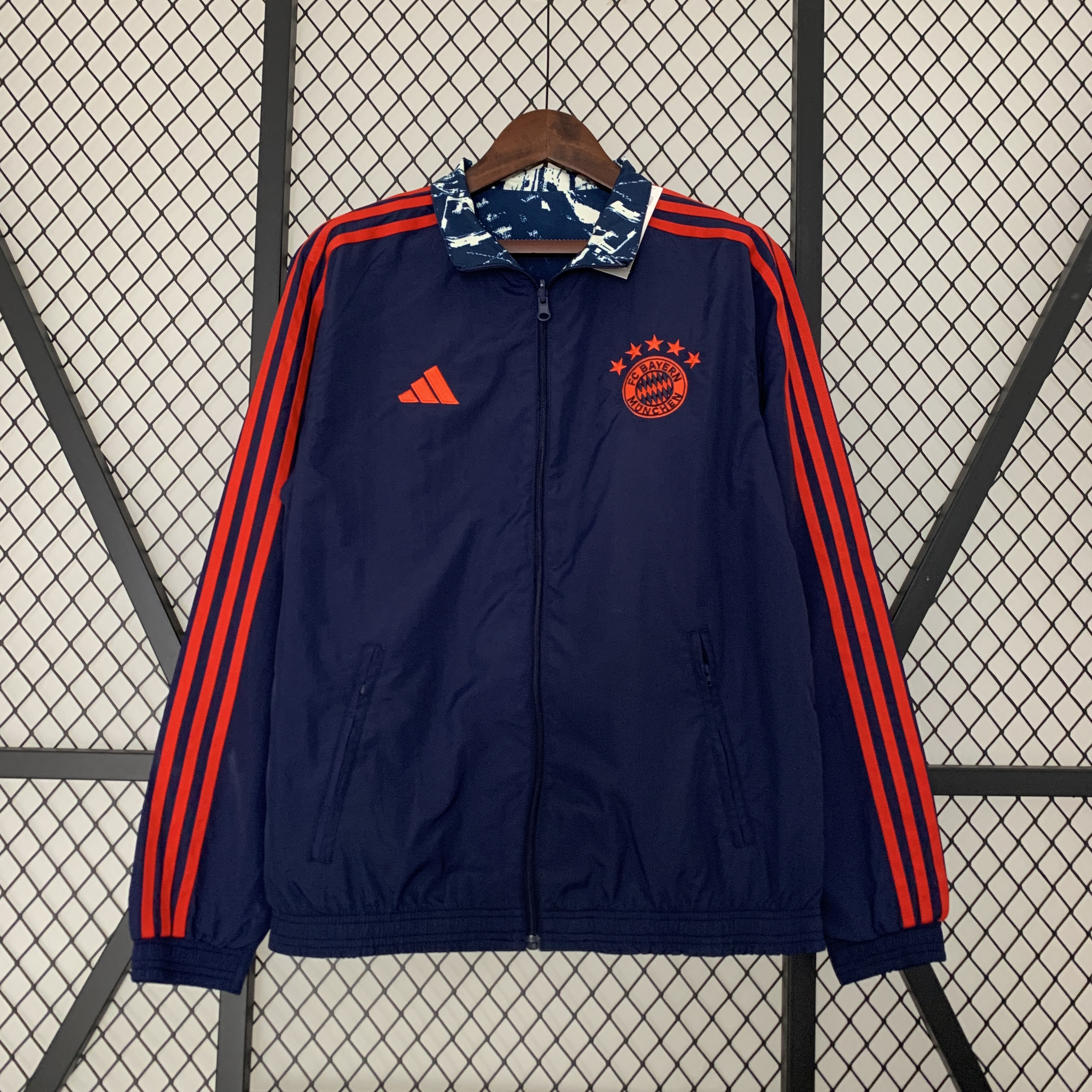 Bayern Munich 23-24 Double Sided Windbreaker - Deep Blue