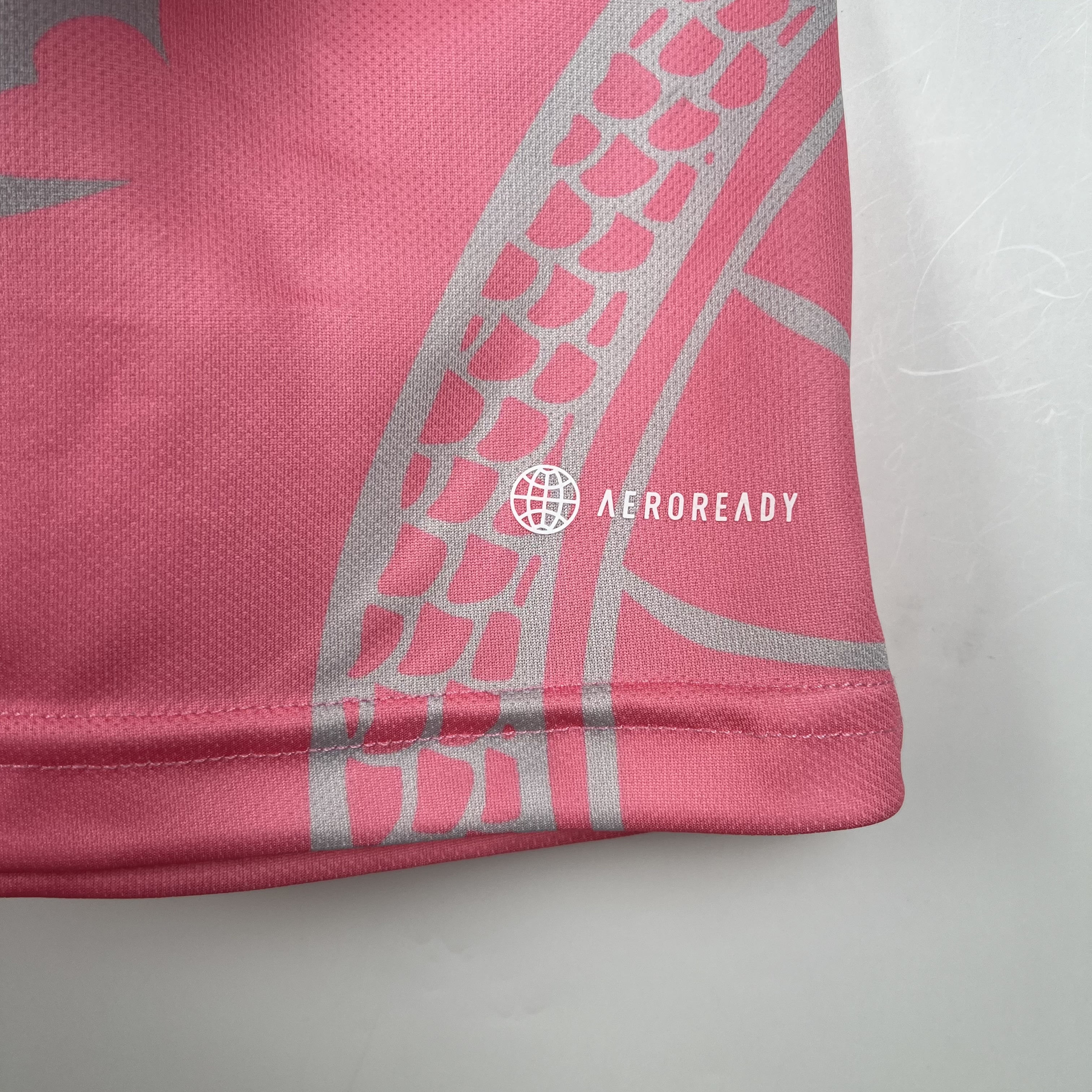 23/24 Real Madrid Pink Dargon Special Edition Jersey - Fans Version