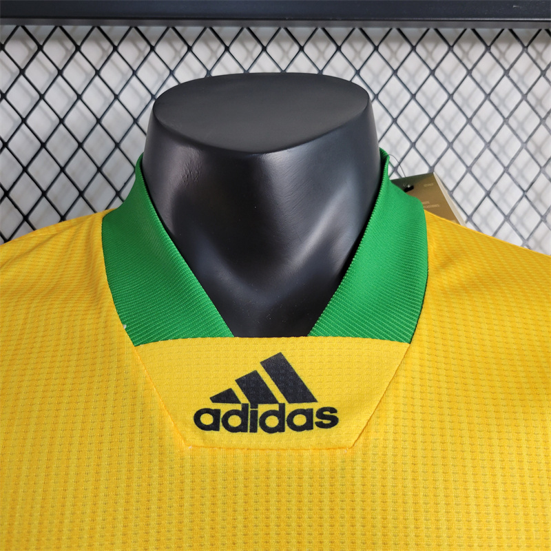 23/24 Bayern Munich Jersey Yellow Icon - Player Version