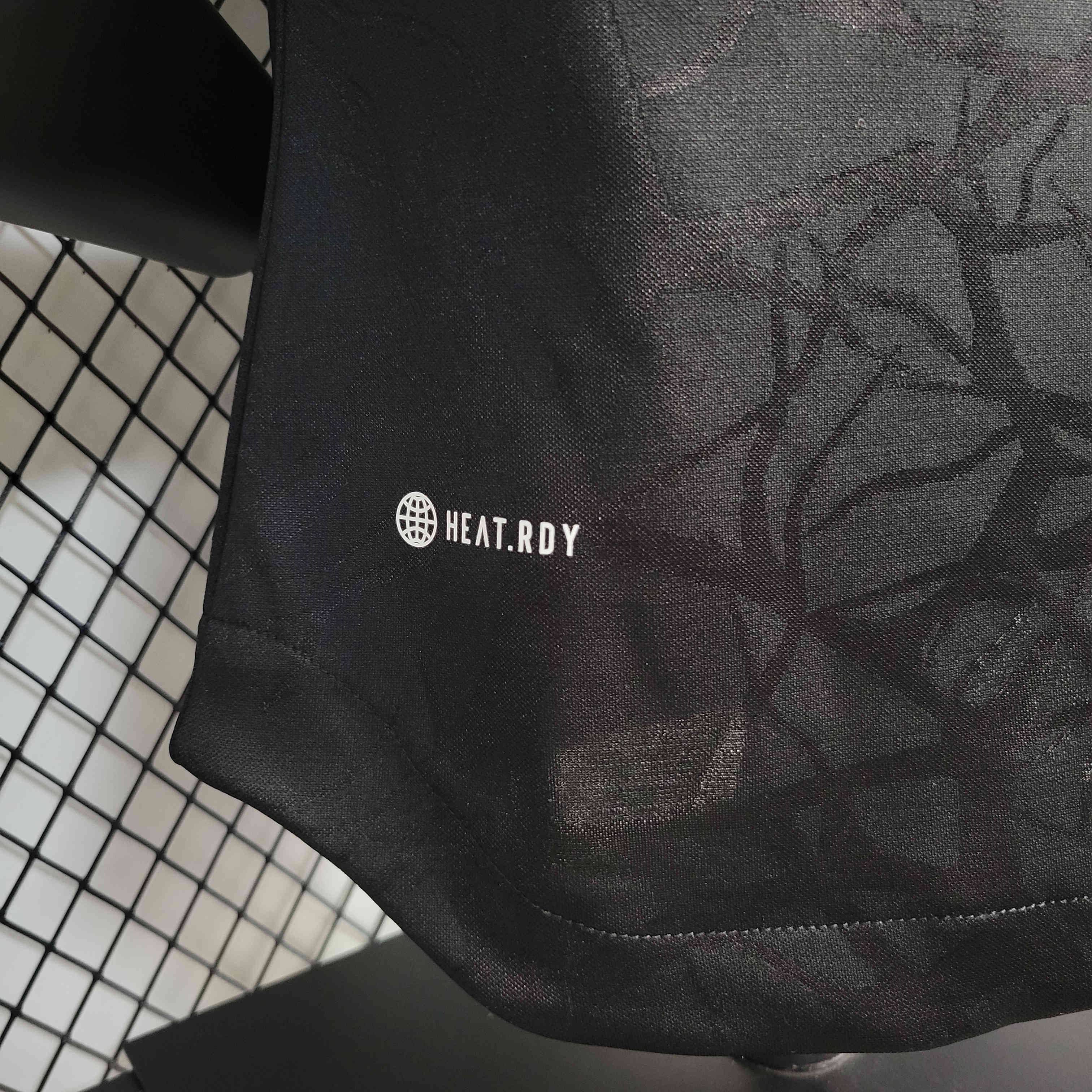 Manchester United 23/24 Co-Branded Jersey - Player Version