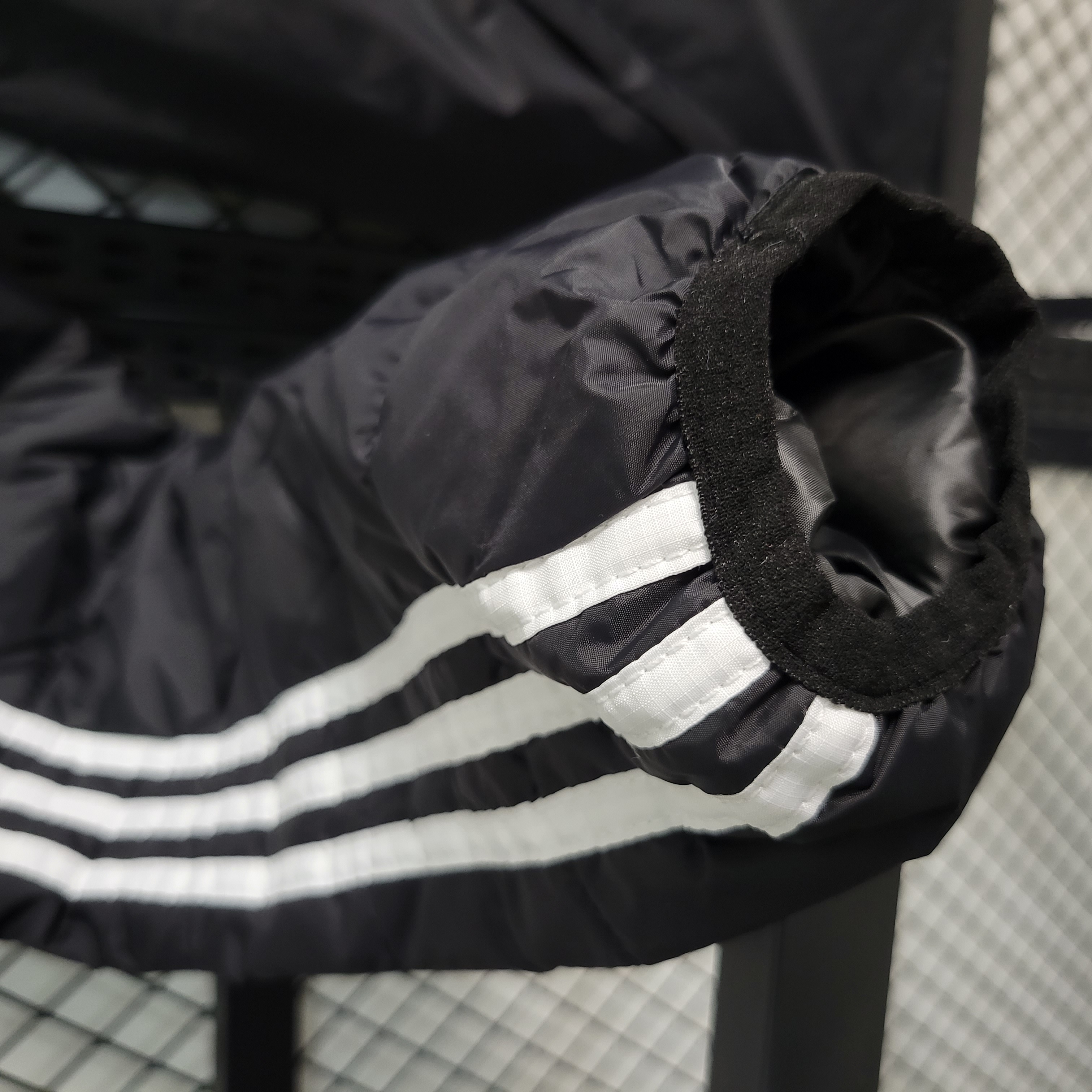 Bayern Munich 23-24 Men's Hooded Thermal Cotton Jacket Black
