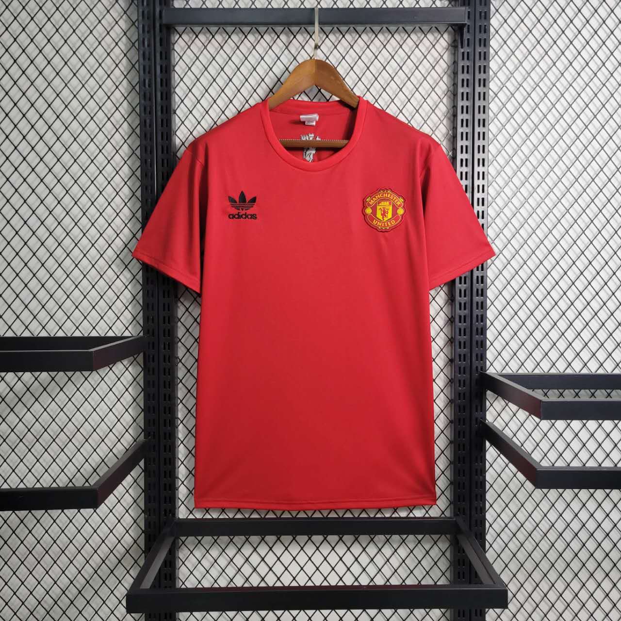 Manchester United 23-24 Red Training Jersey - Fans Version