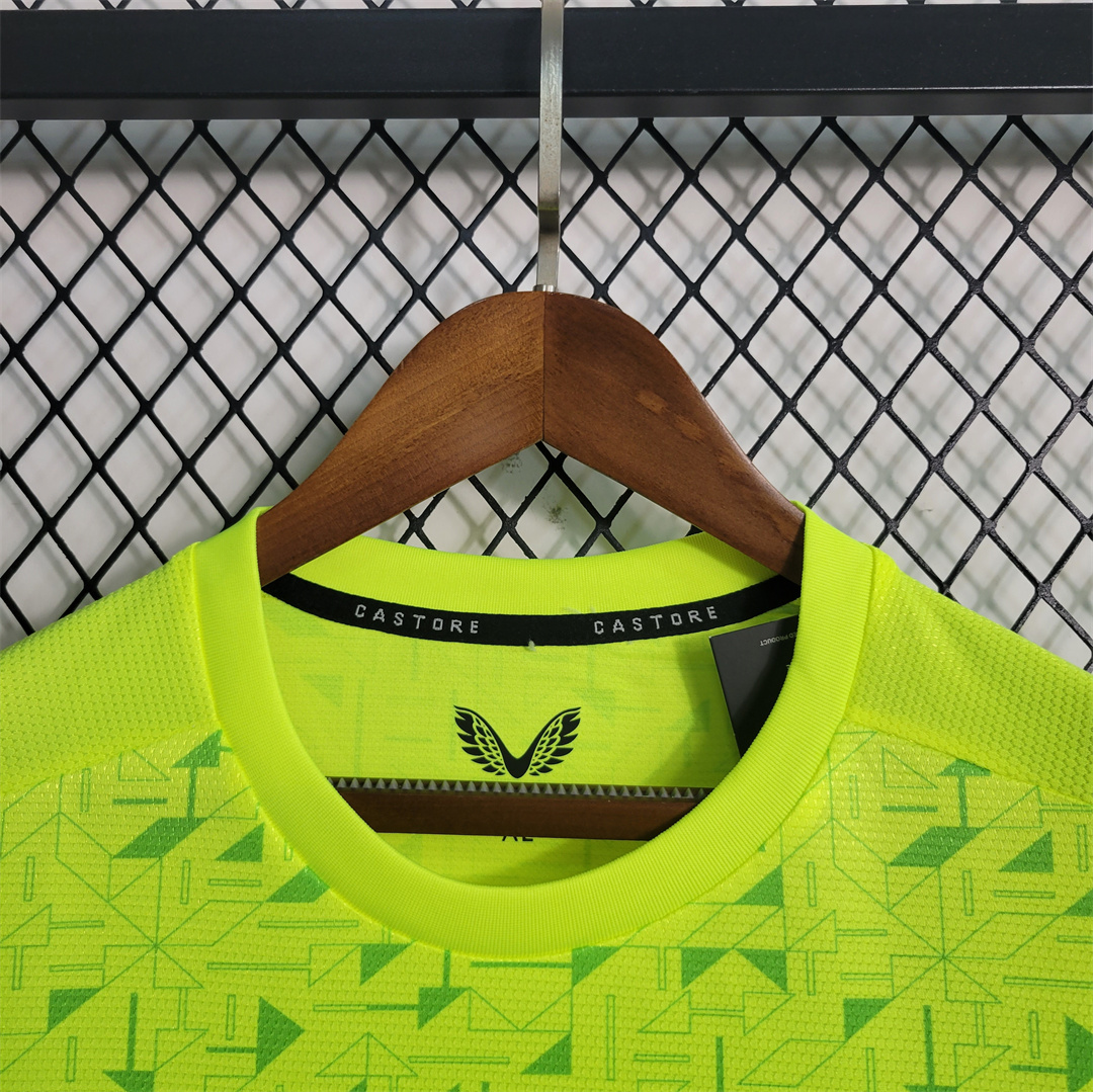 Wolverhampton Wanderers Wolves 23-24 Away Goalkeeper Jersey - Fans Version