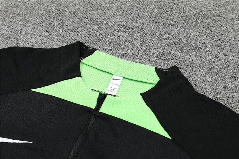 23-24 Liverpool Black Fas version Training suit