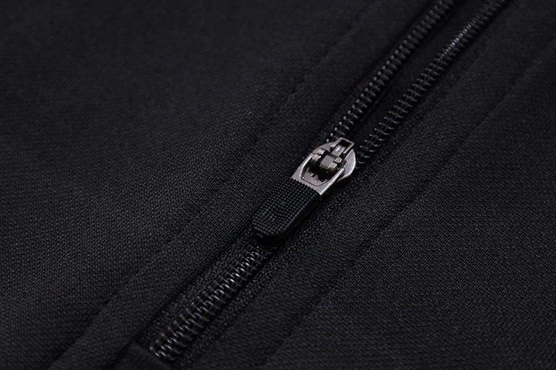 Manchester United 23-24 Long Sleeve Training Set -Black and Red