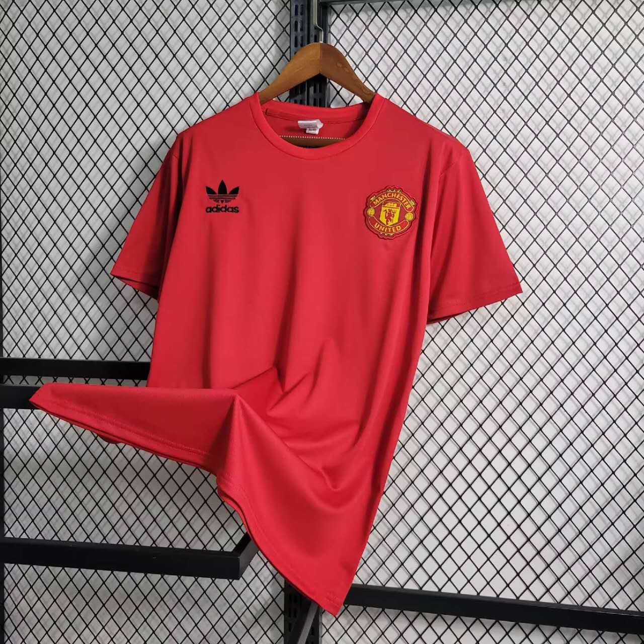 Manchester United 23-24 Red Training Jersey - Fans Version