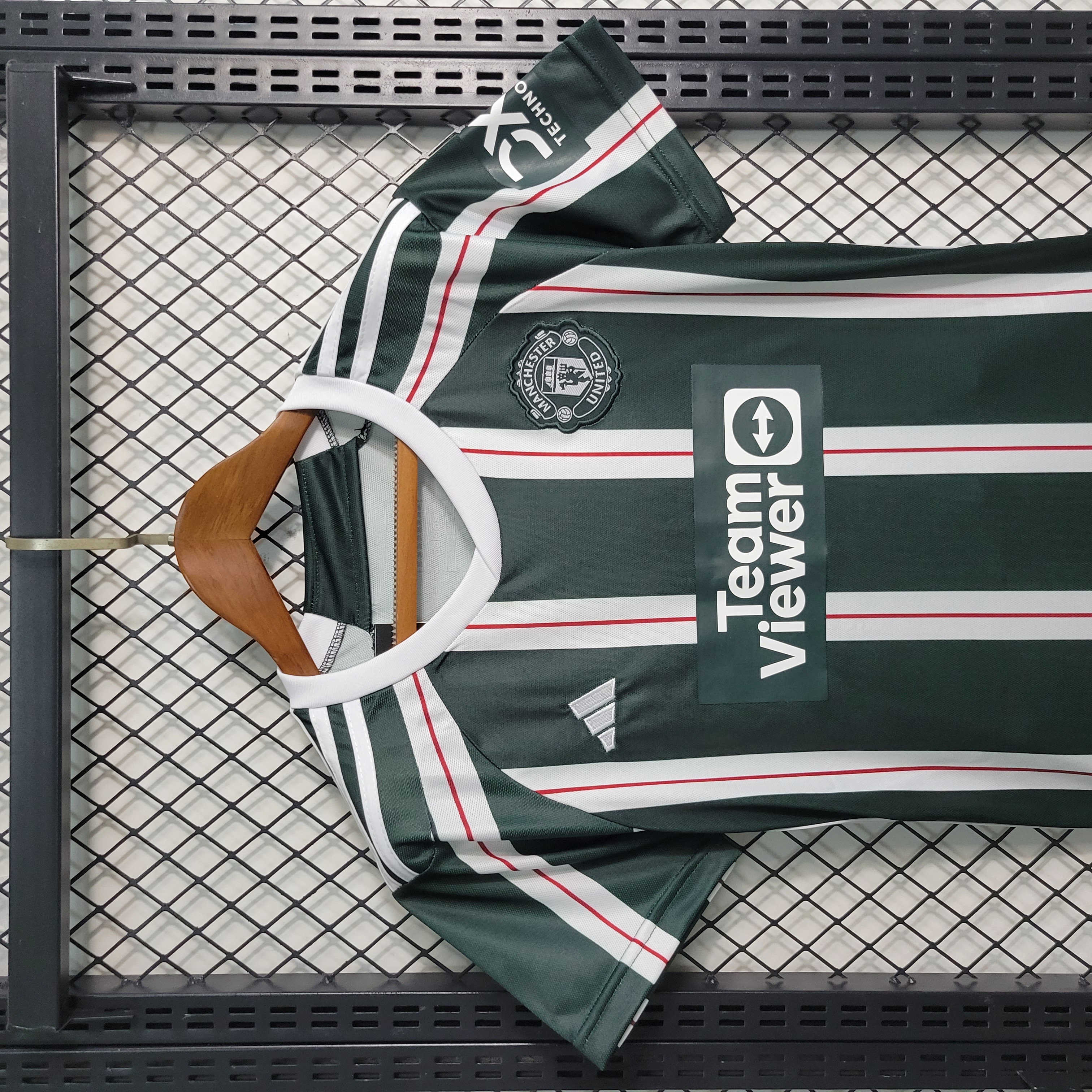 Manchester United 23-24 Away Kids Kit