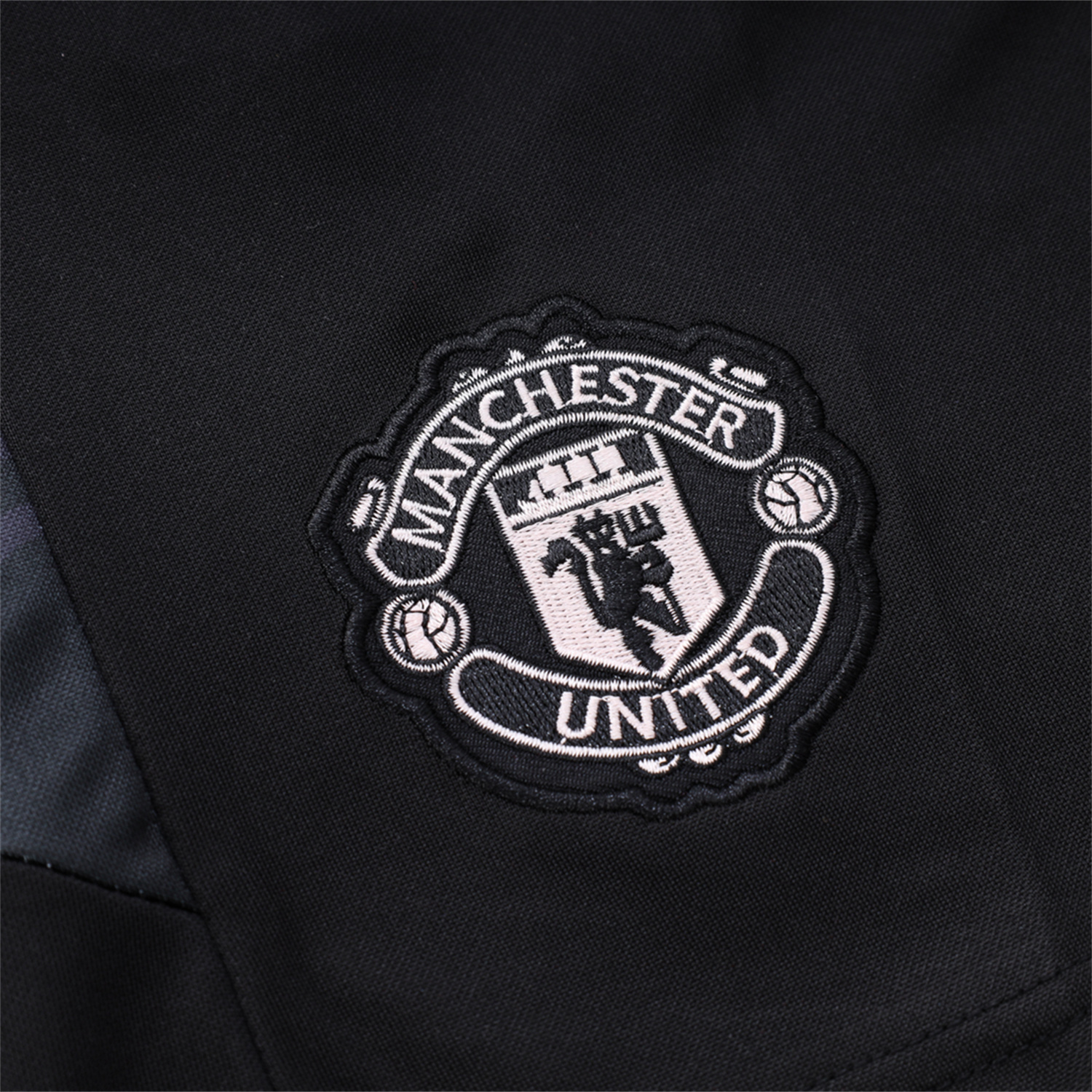 Manchester United 23-24 Vest Training Set Black Line