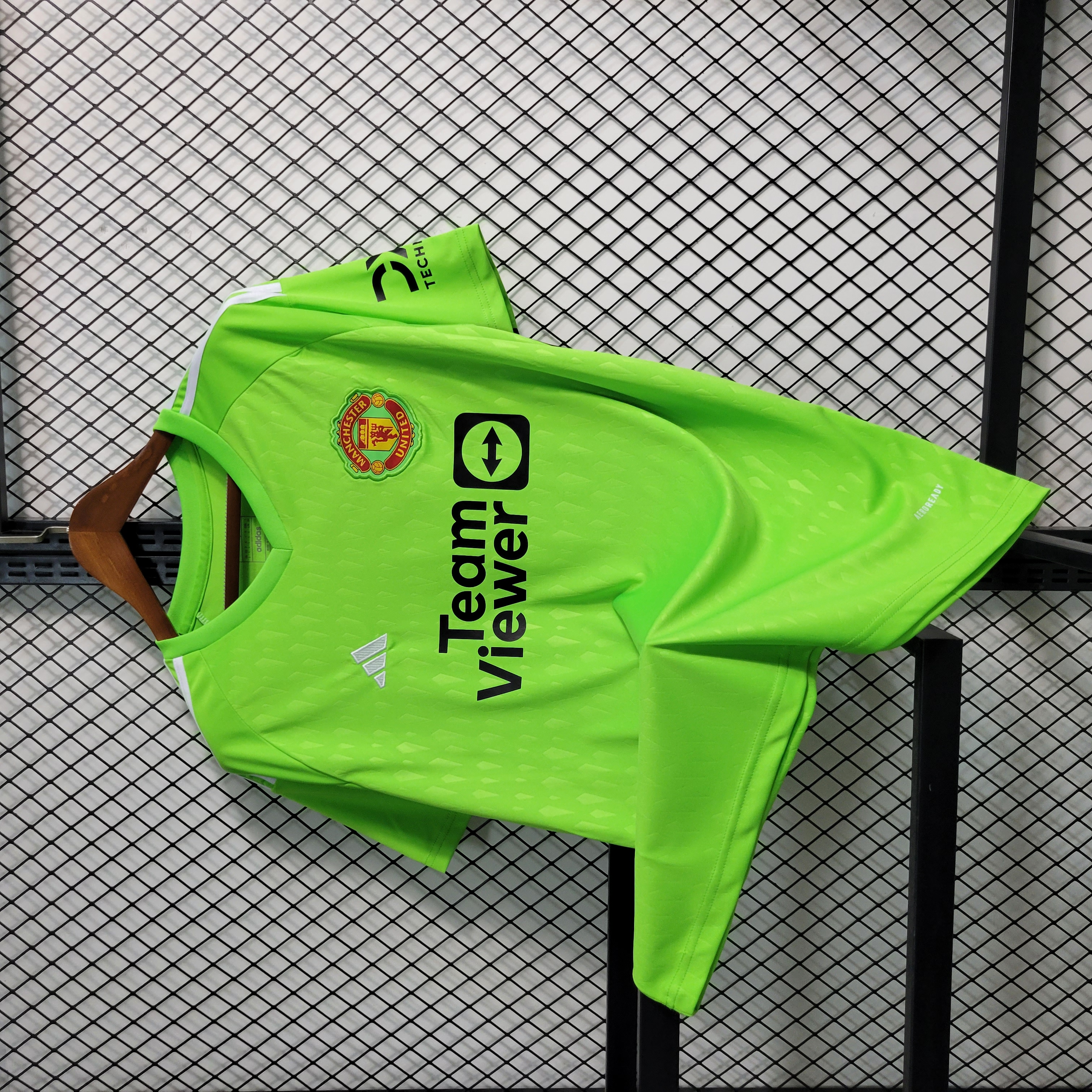 Manchester United 23-24 Green Goalkeeper Jersey - Fans Version