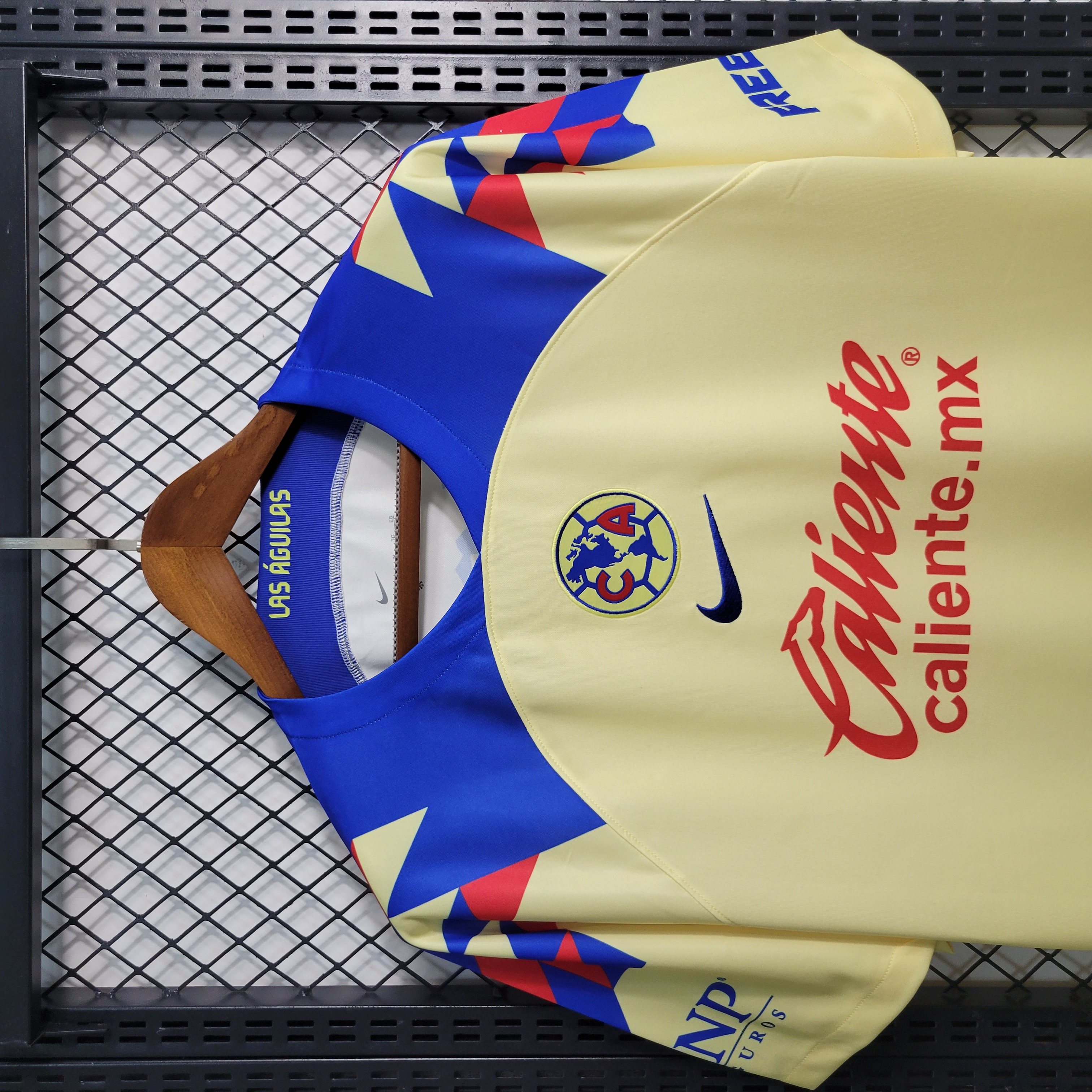 América 23-24 Home Stadium Jersey - Fans Version