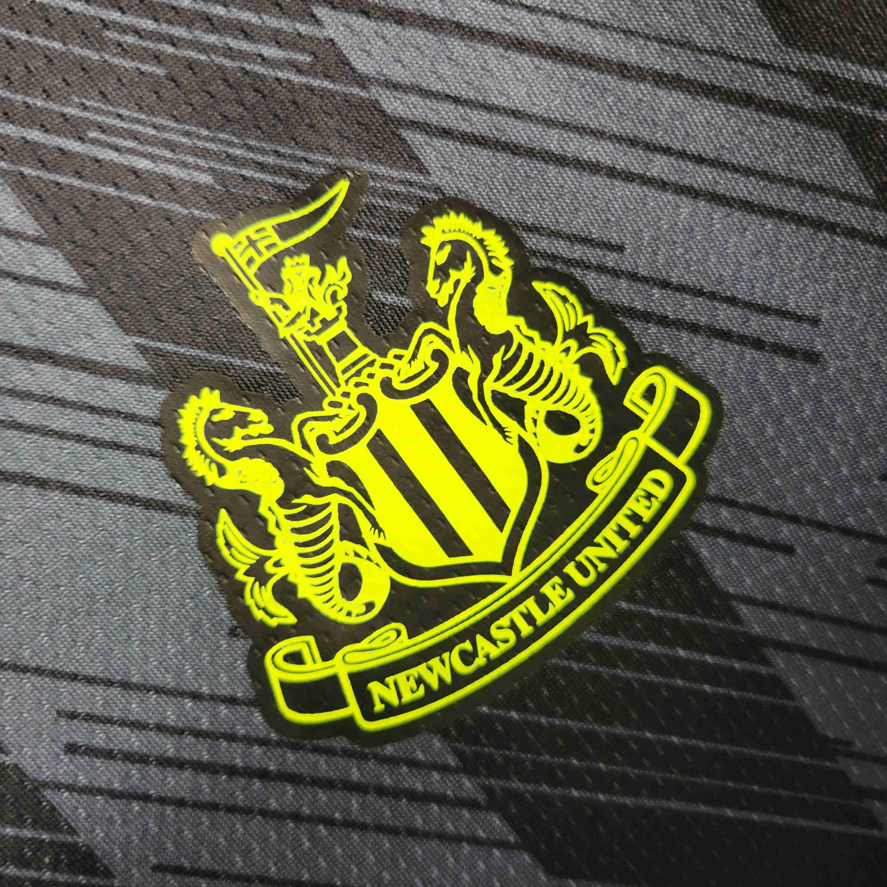 Newcastle United 23-24 Training Jersey - Fans Version