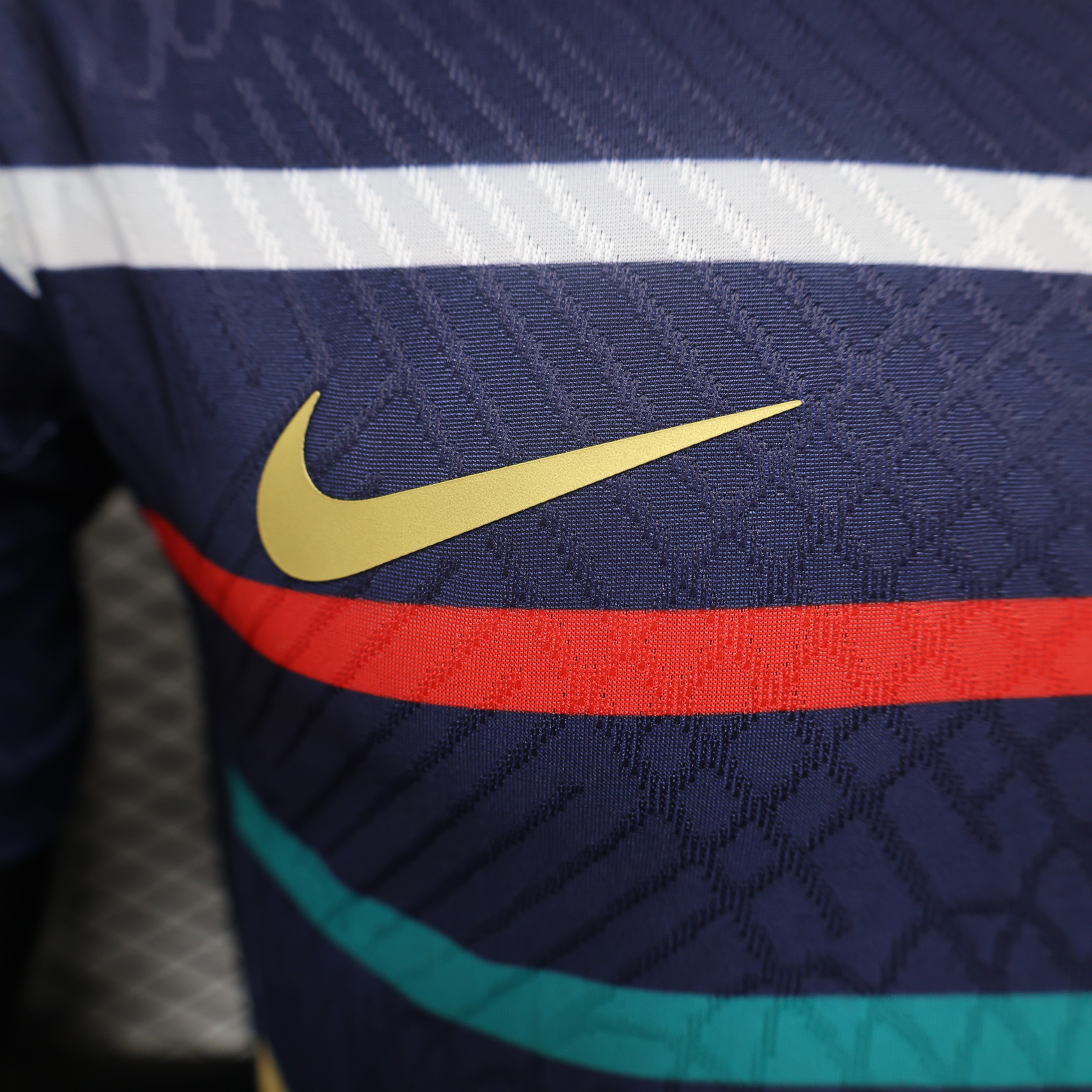 France 24-25 Training Jersey - Player Version