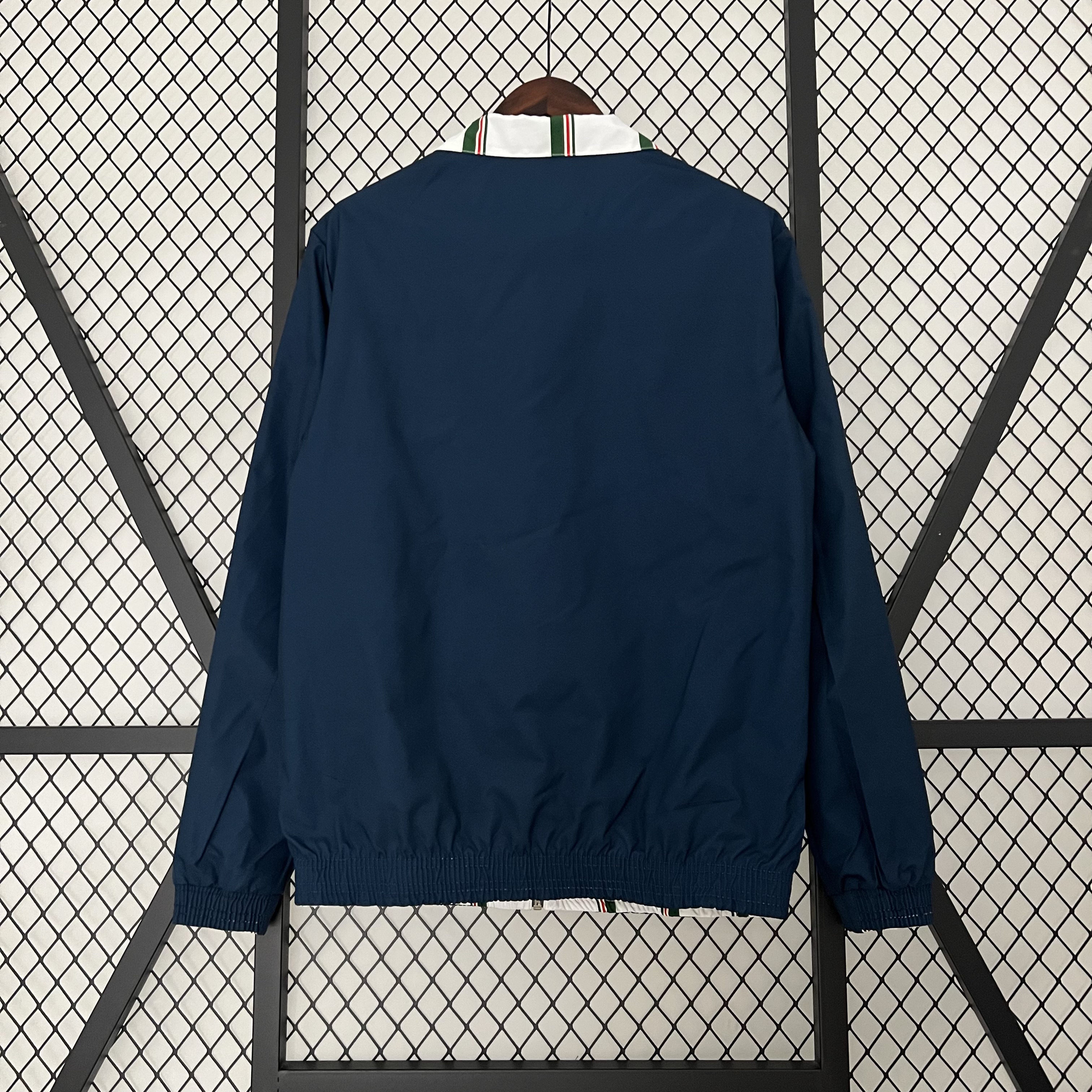 B.A.R.S.A 23-24 Player Reversible Windbreaker - White & Blue