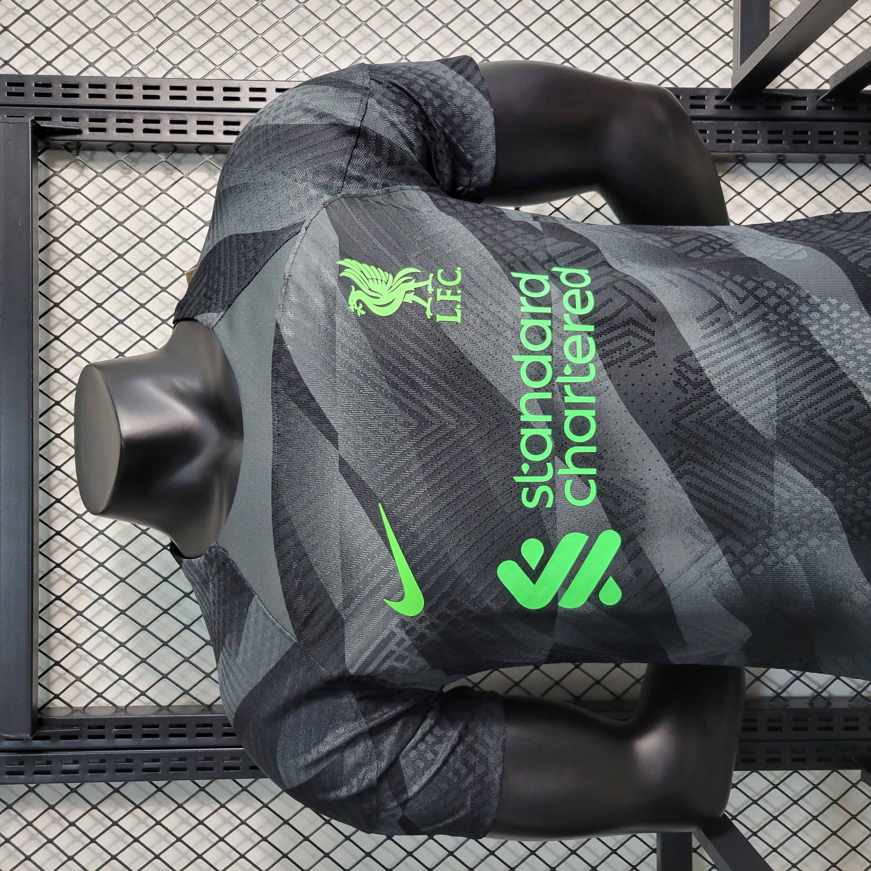 Liverpool 23-24 Black Goalkeeper Jersey - Player Version