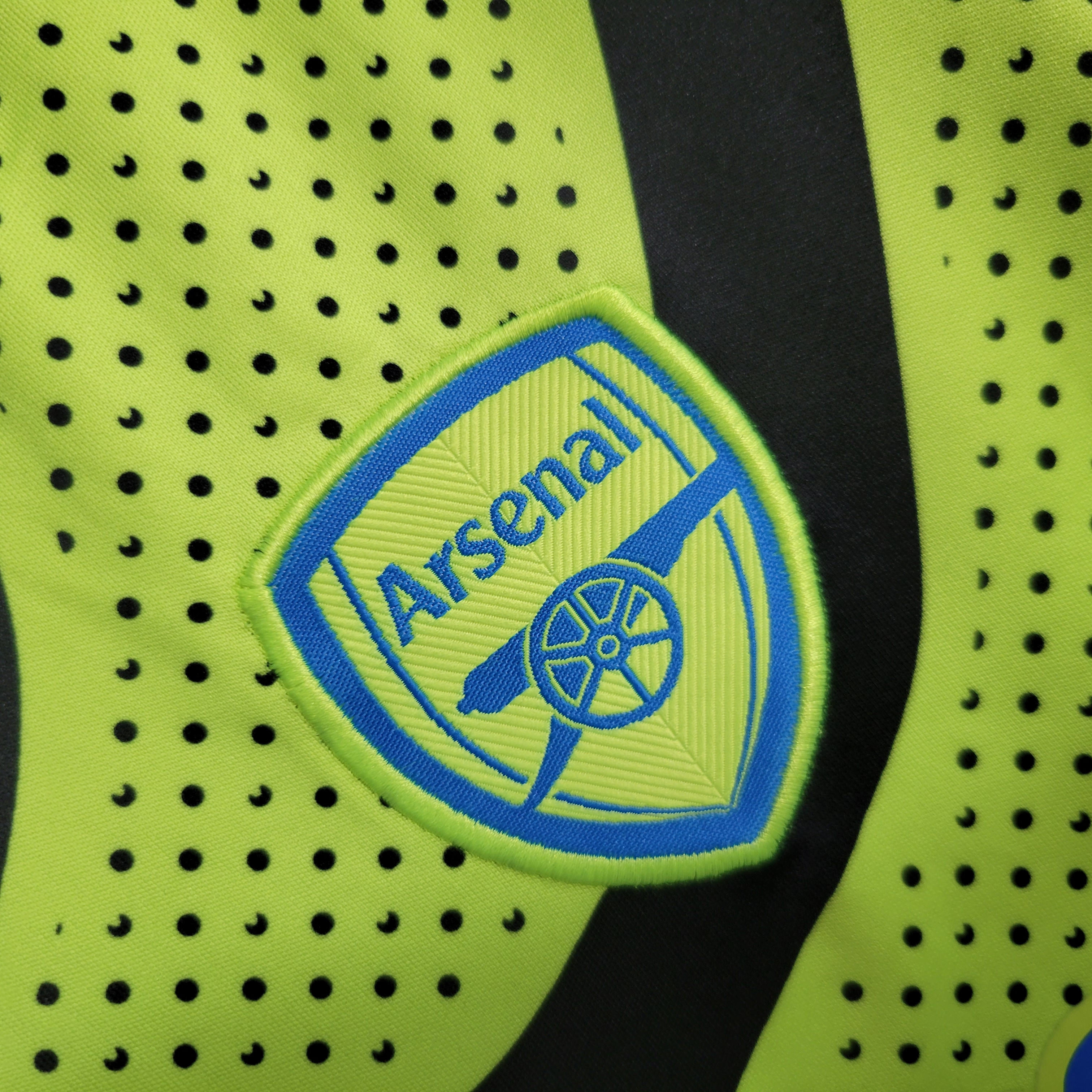 Arsenal 23-24 Away Kids Kit