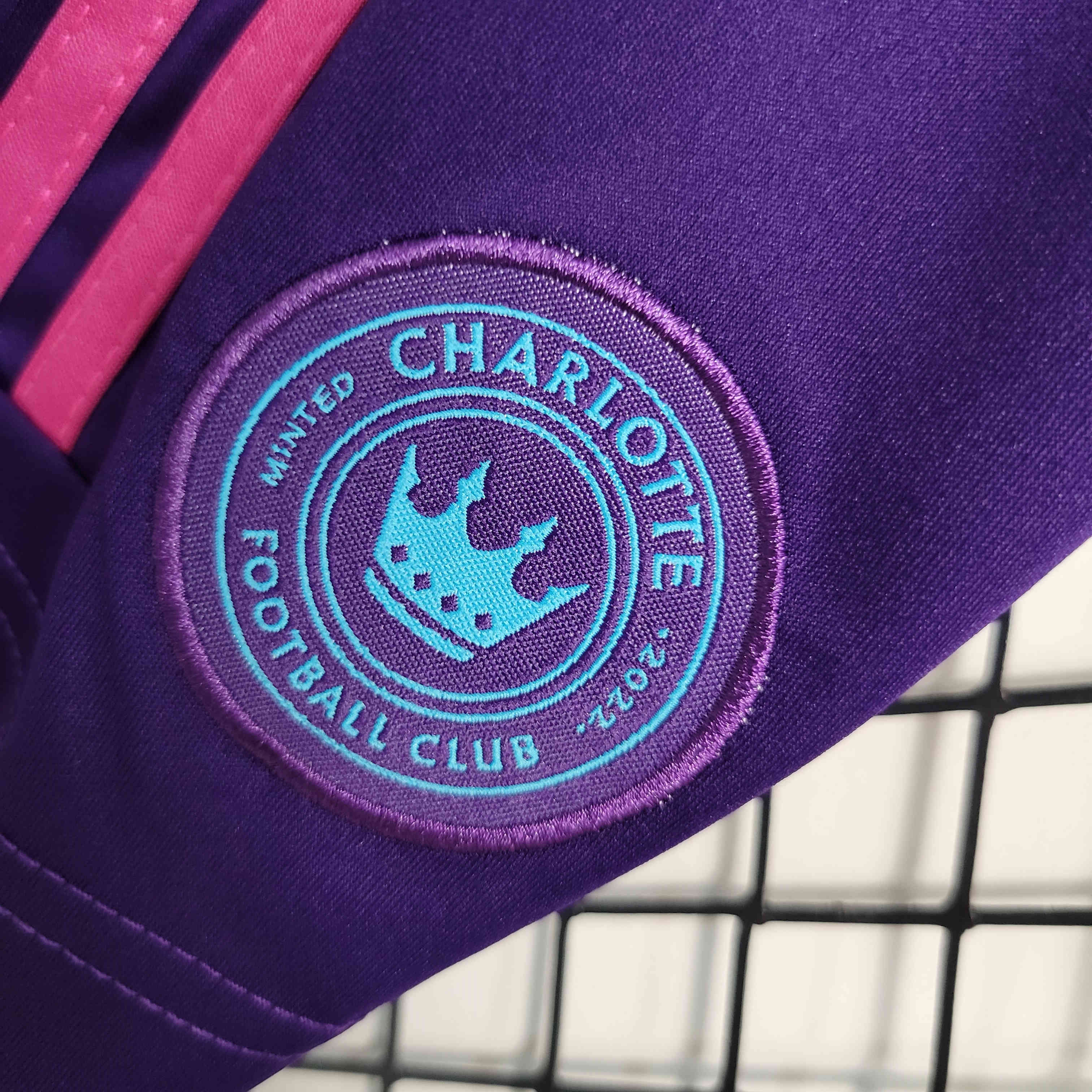Charlotte 23-24 Home Kids Kit