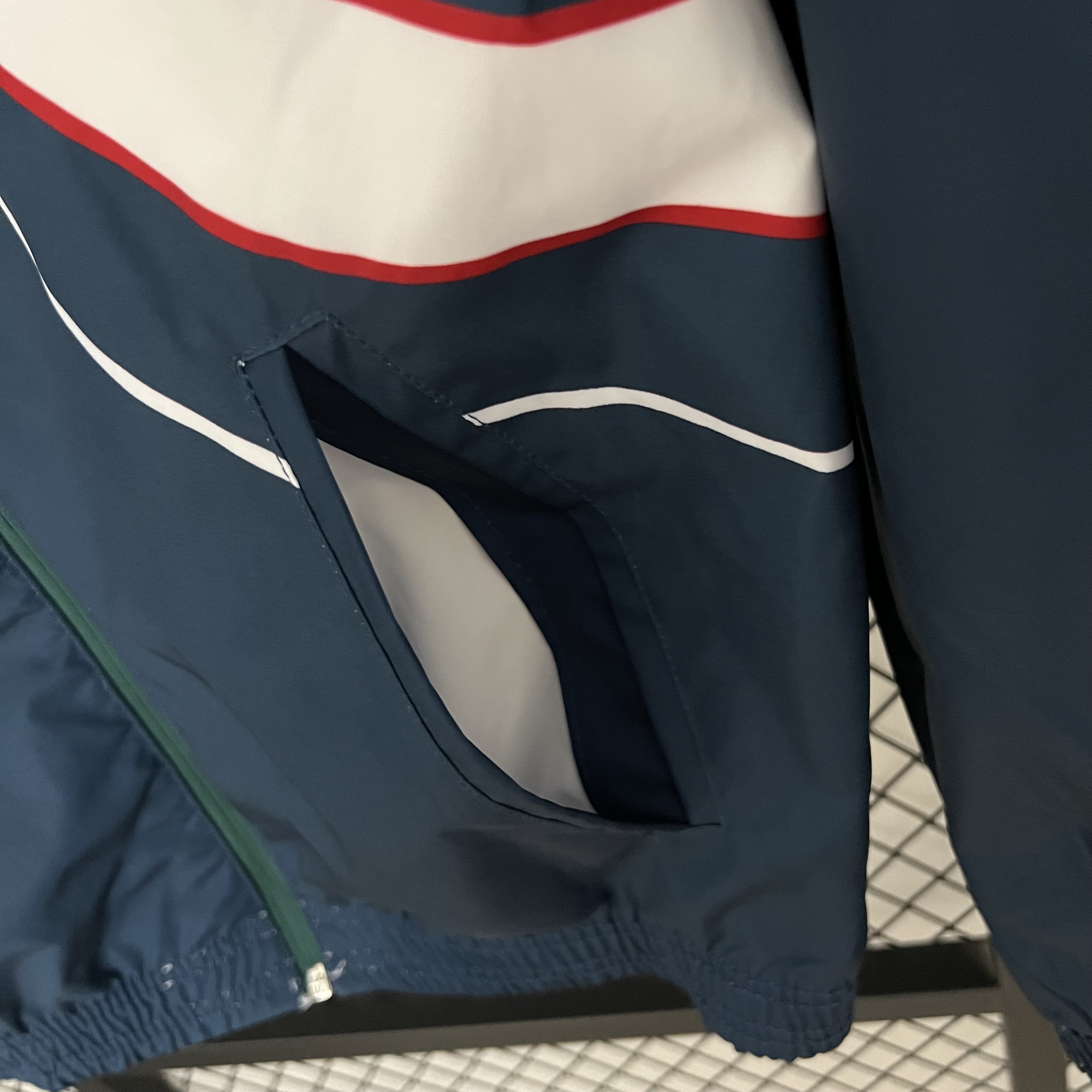 B.A.R.S.A 23-24 Player Reversible Windbreaker - White & Blue