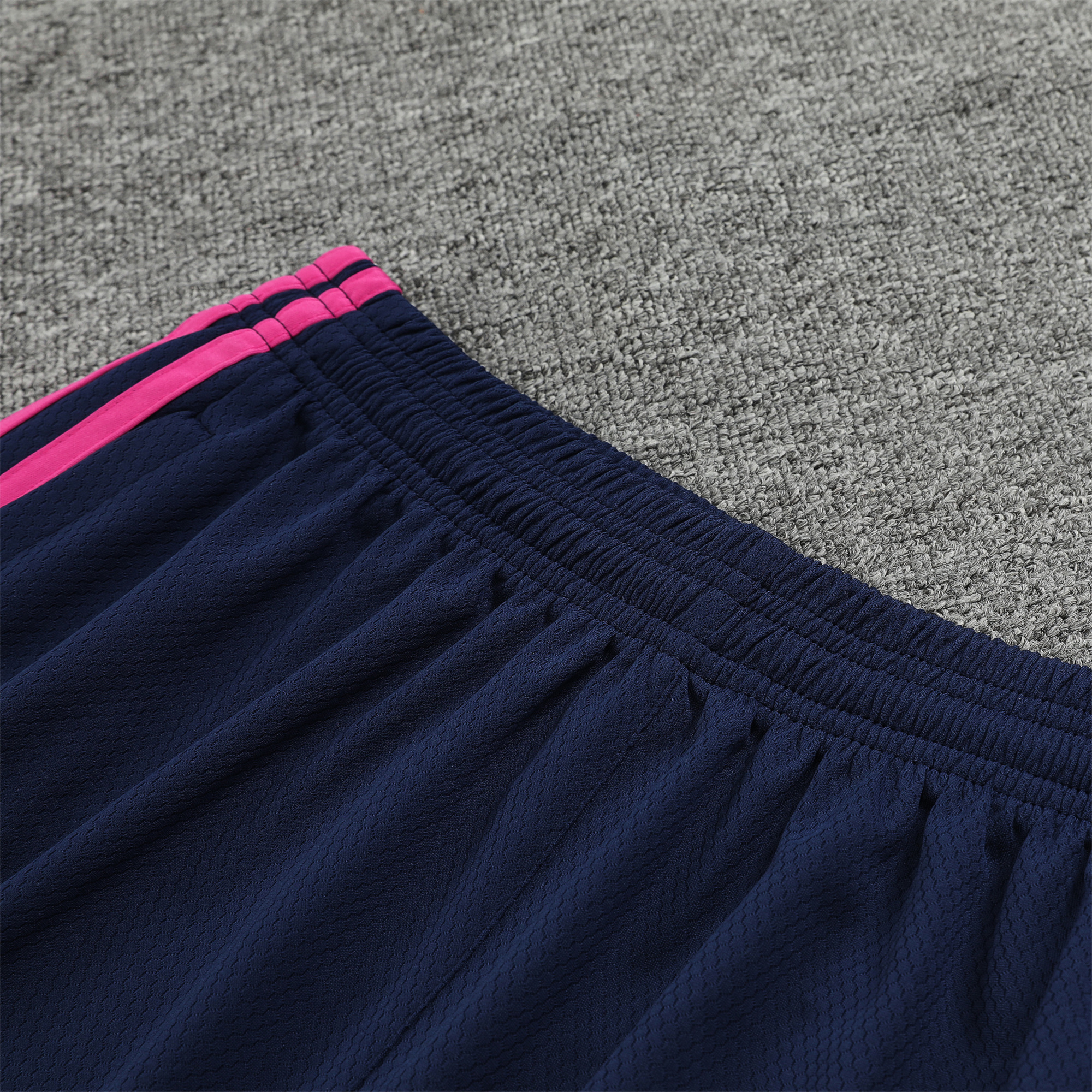 Arsenal 23-24 Player Vest Training Set White Pink