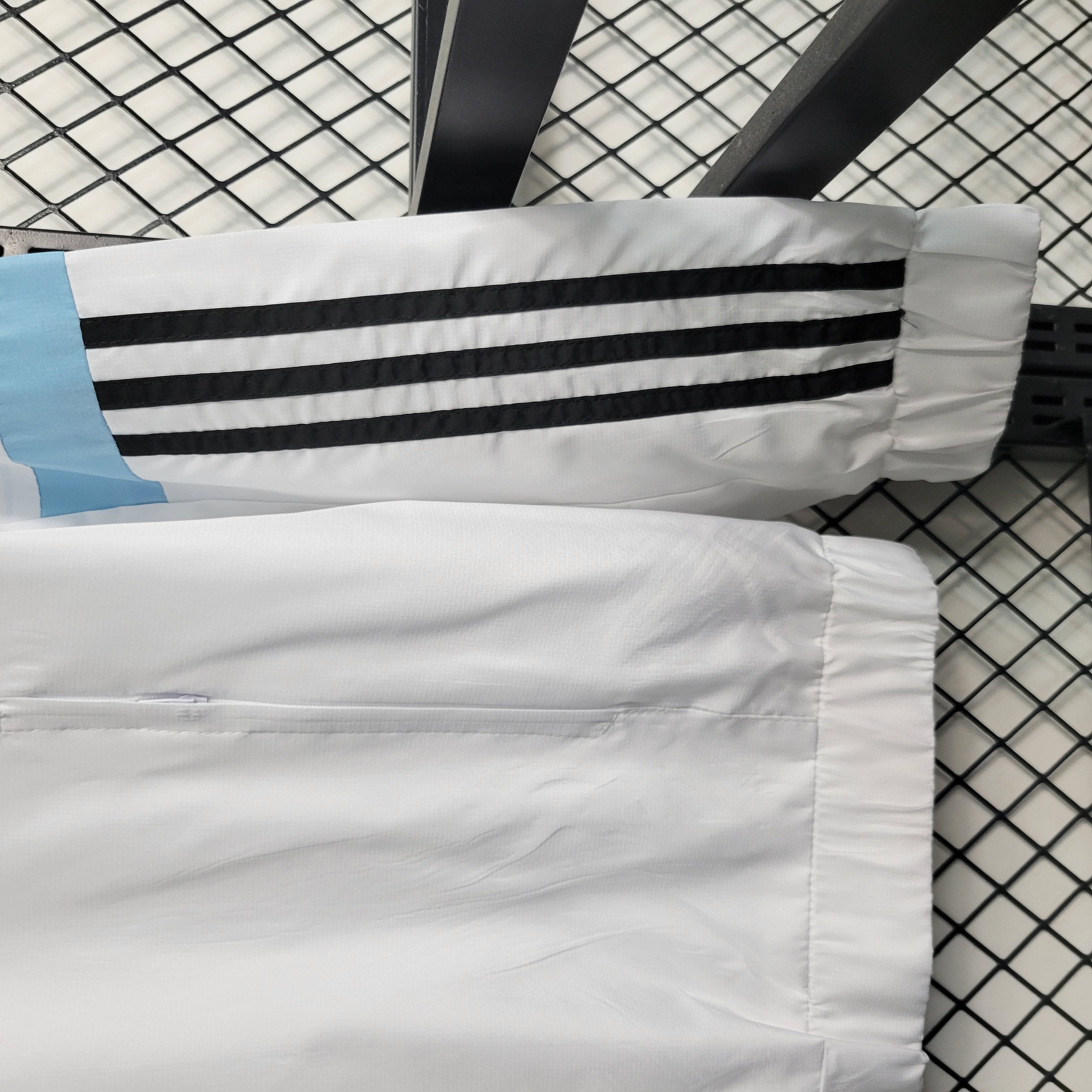 23-24 Manchester United White Windbreaker S-XXL