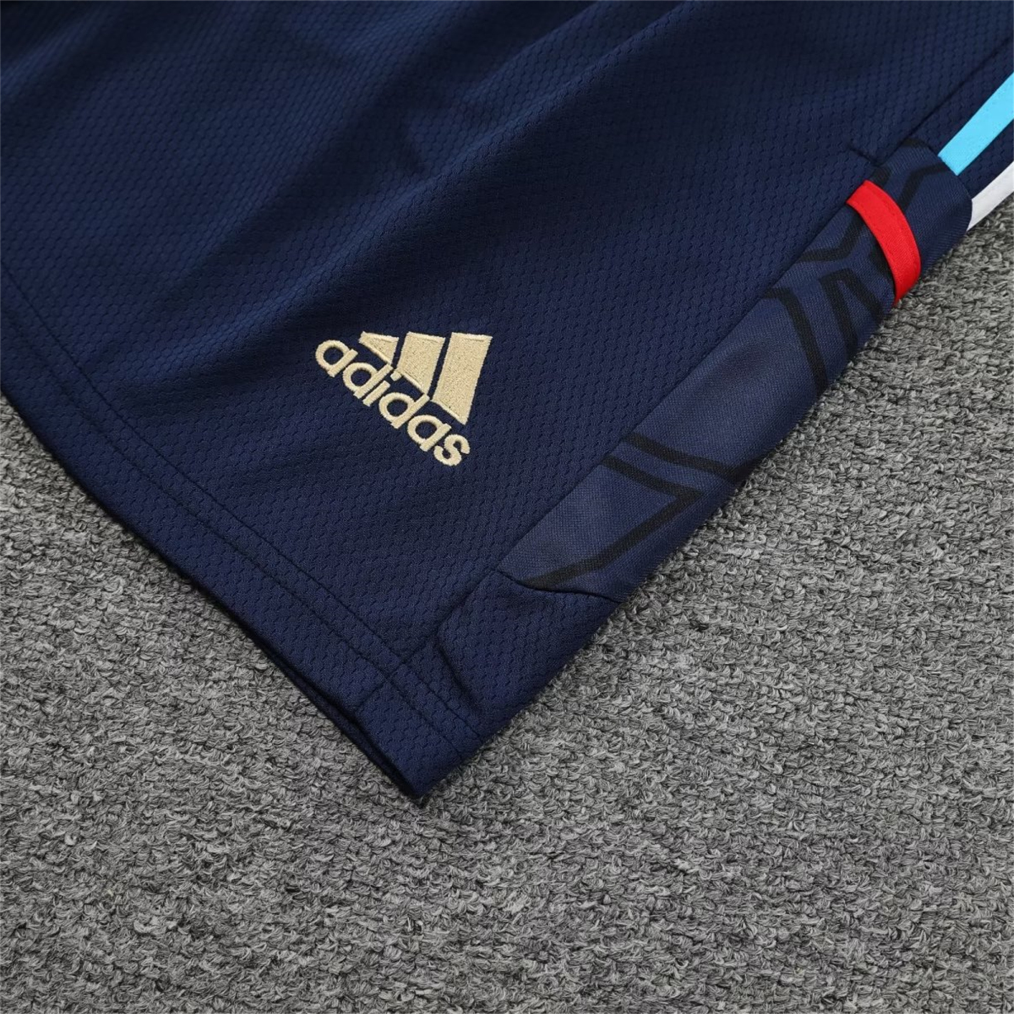 Arsenal 23-24 Player Vest Training Set Blue