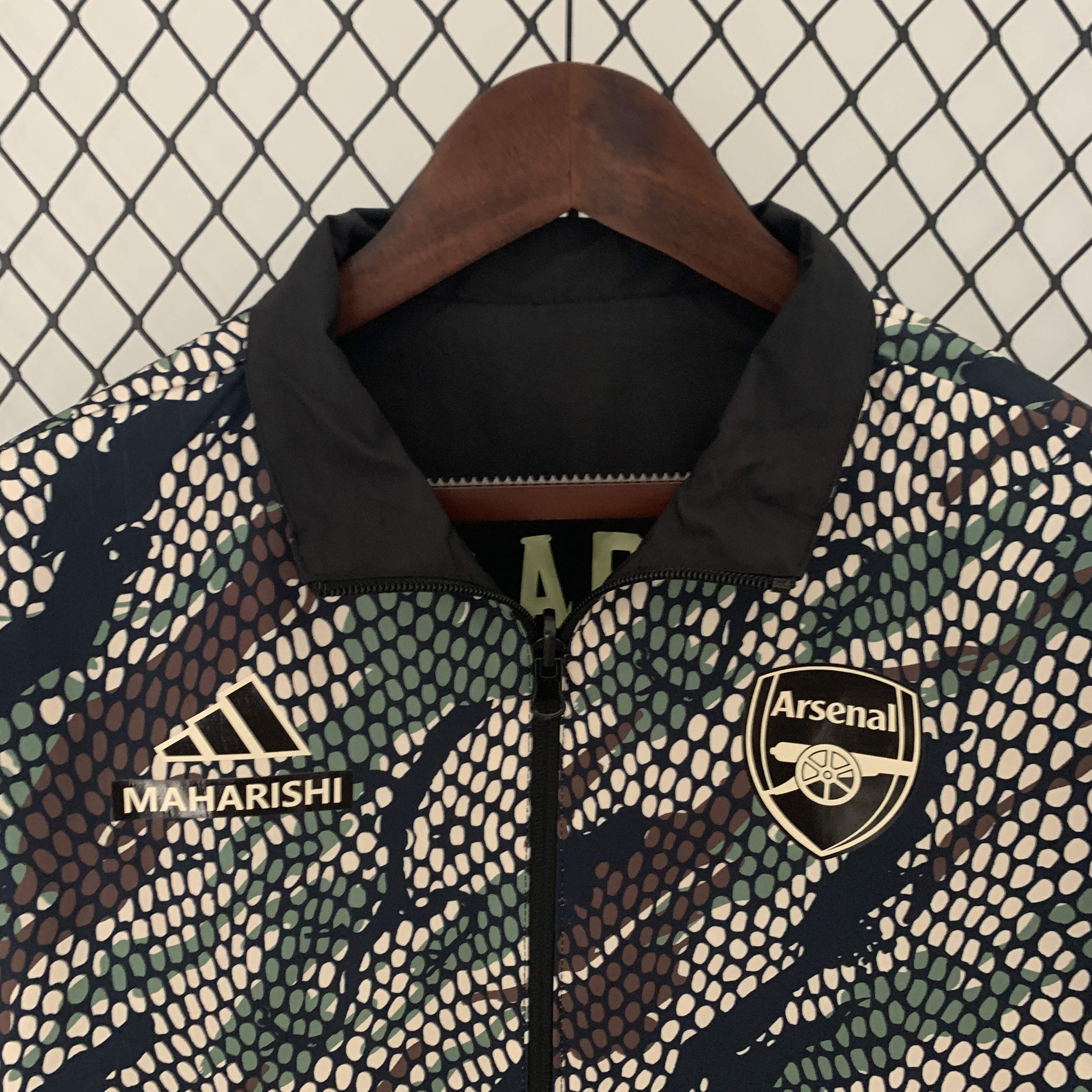 Arsenal x M.A.H.A R.I.S.H.I Limited Edition 23-24 Player Reversible Windbreaker