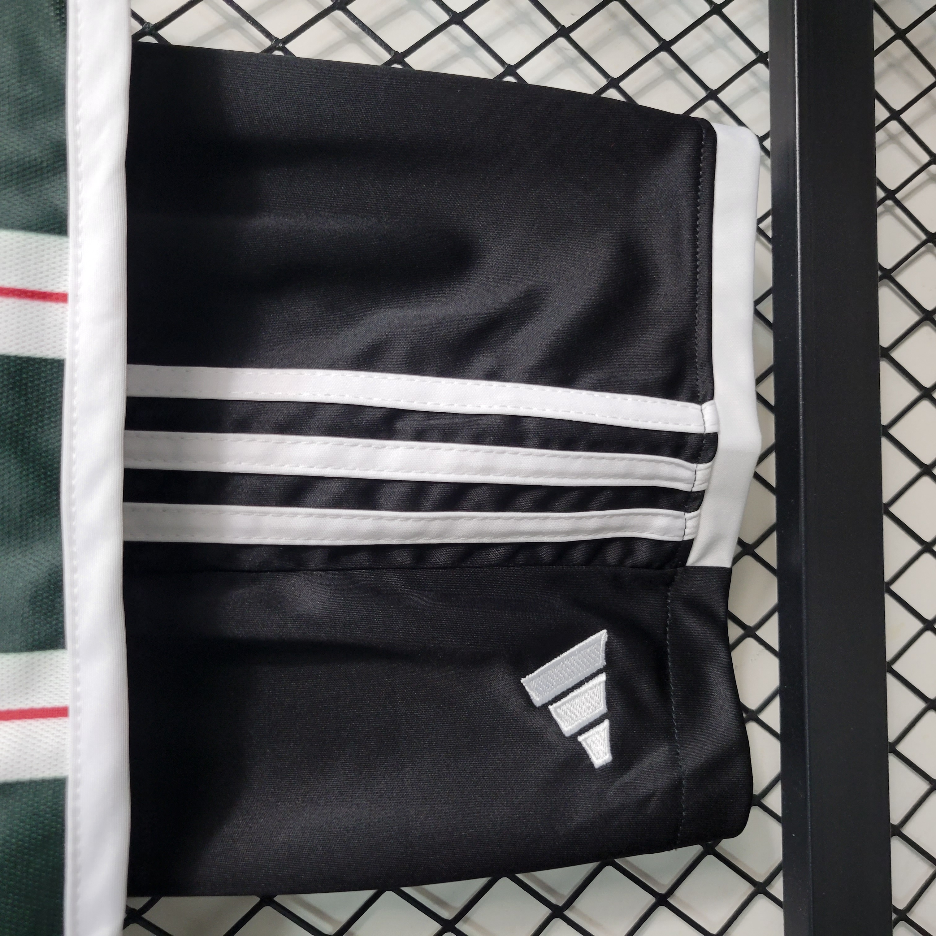 Manchester United 23-24 Away Kids Kit