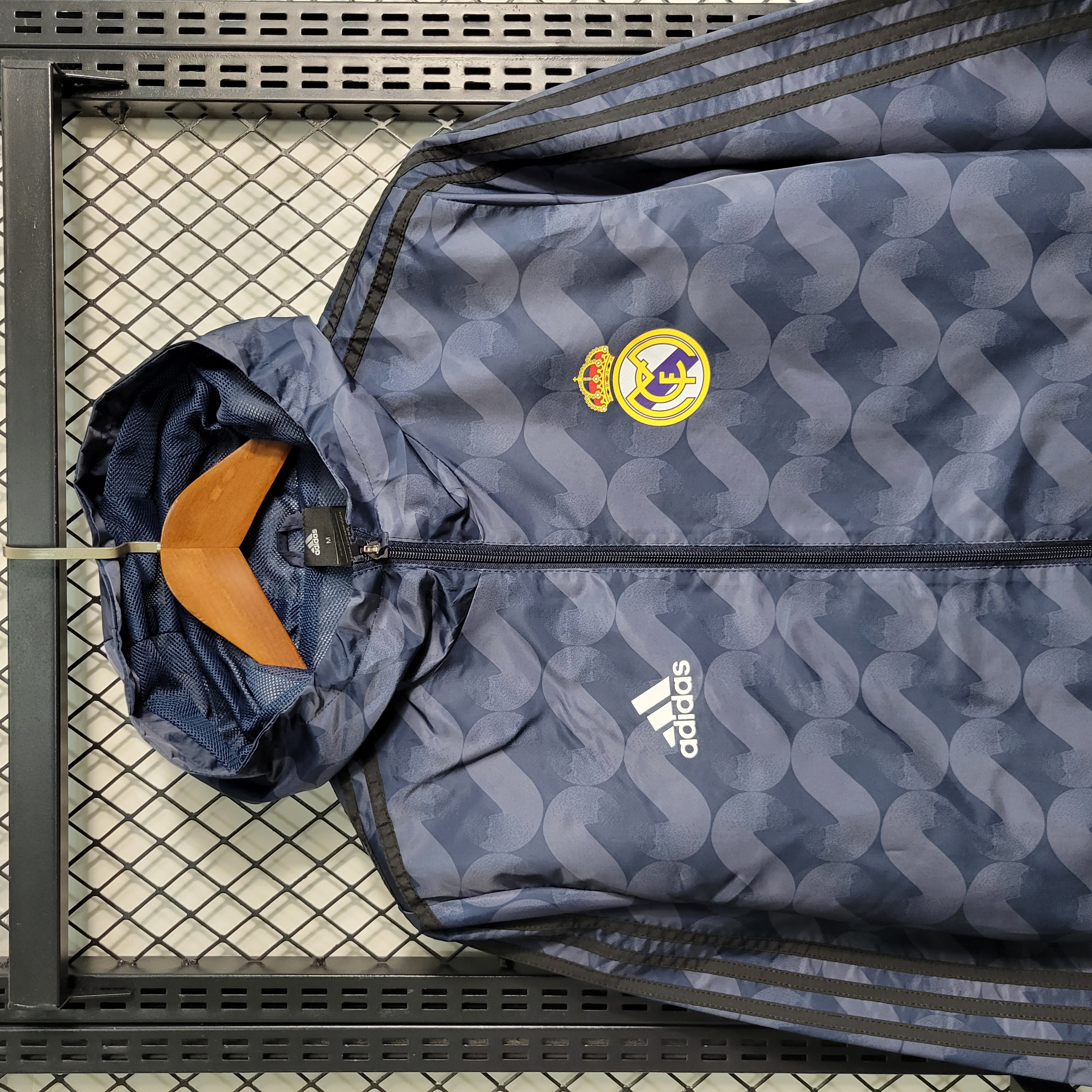 Real Madrid 23-24 Away Stadium Player Windbreaker - Navy