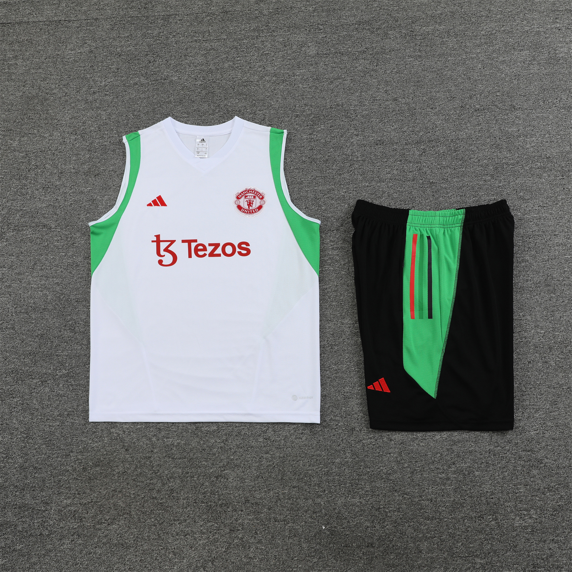 Manchester United 23-24 Vest Training Set White