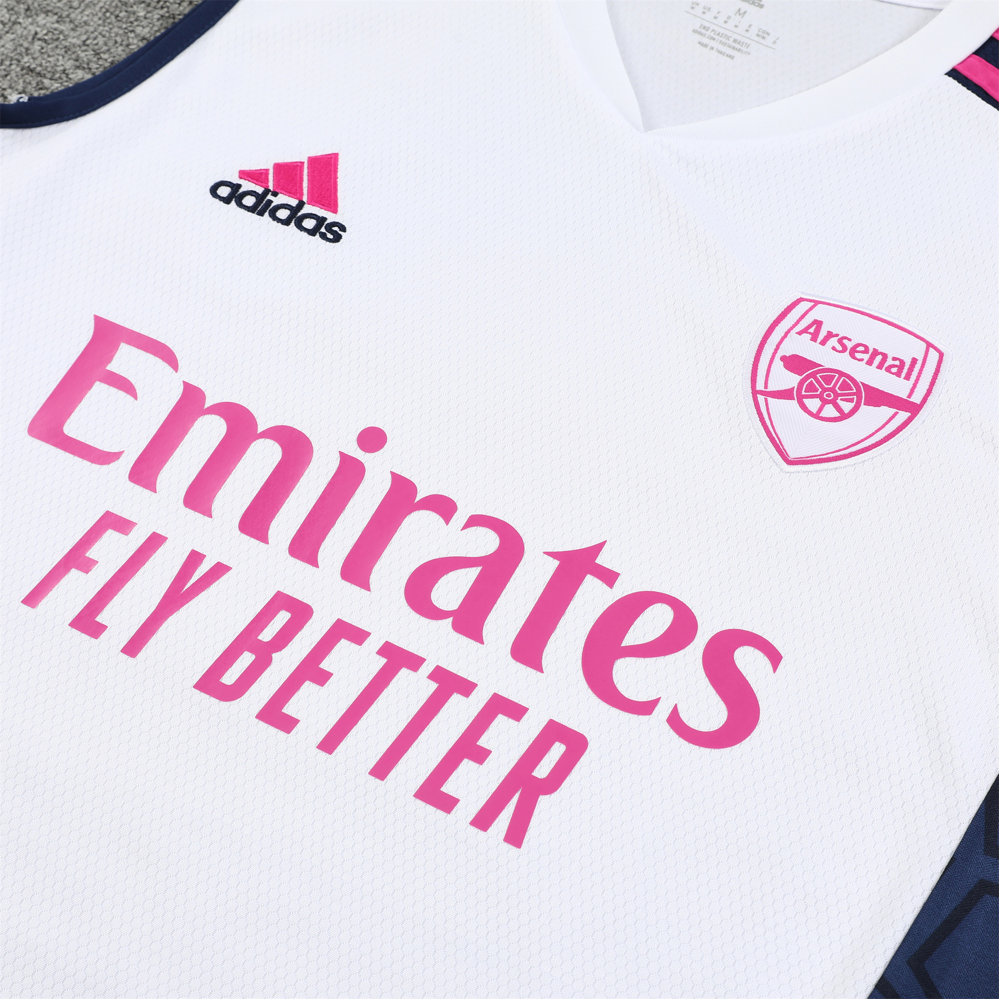 Arsenal 23-24 Player Vest Training Set White Pink