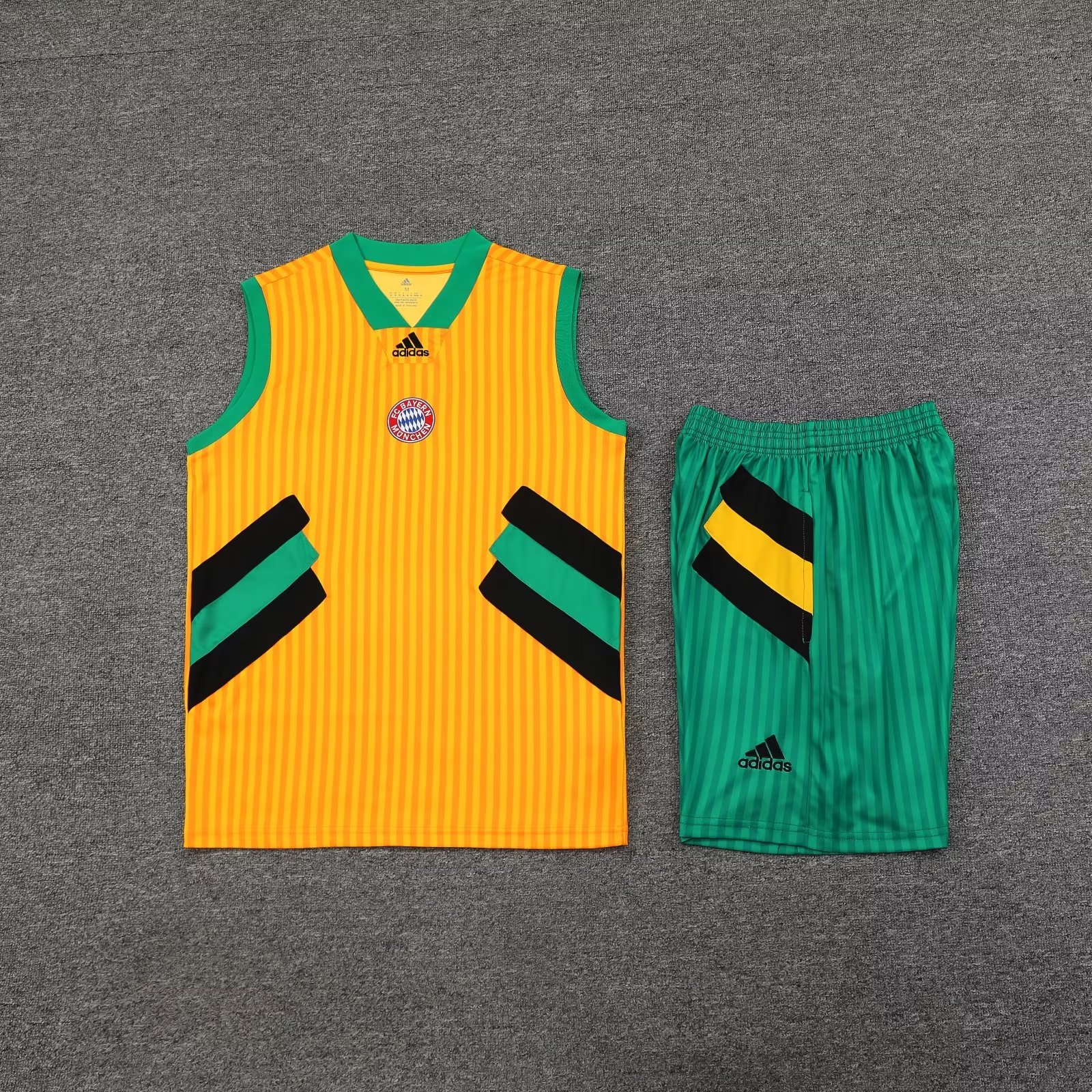 Bayern Munich 23-24 Yellow Green Training Vest Suit