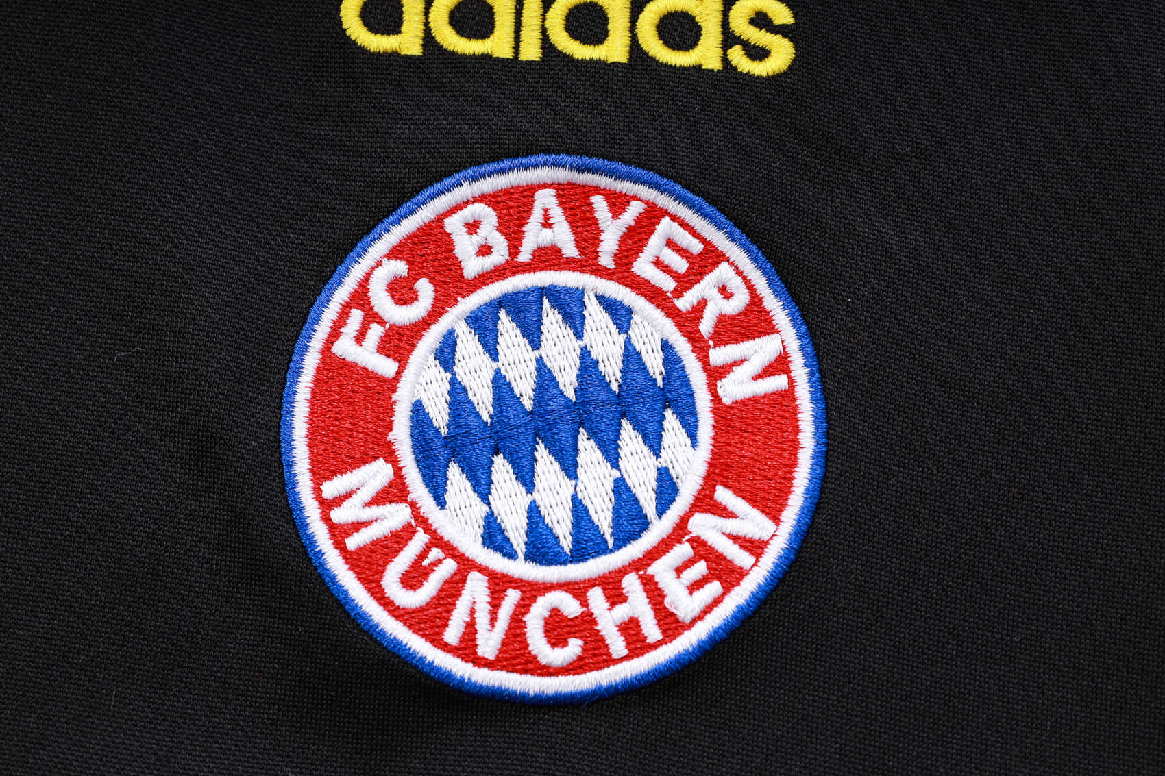 Bayern Munich 23-24 Long Sleeve Training Set -Black and Blue