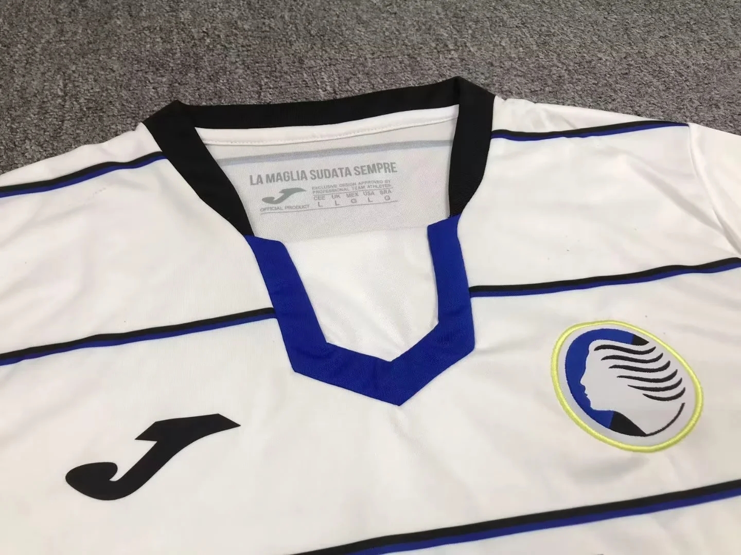 Atalanta 23-24 Away Stadium Jersey - Fans Version