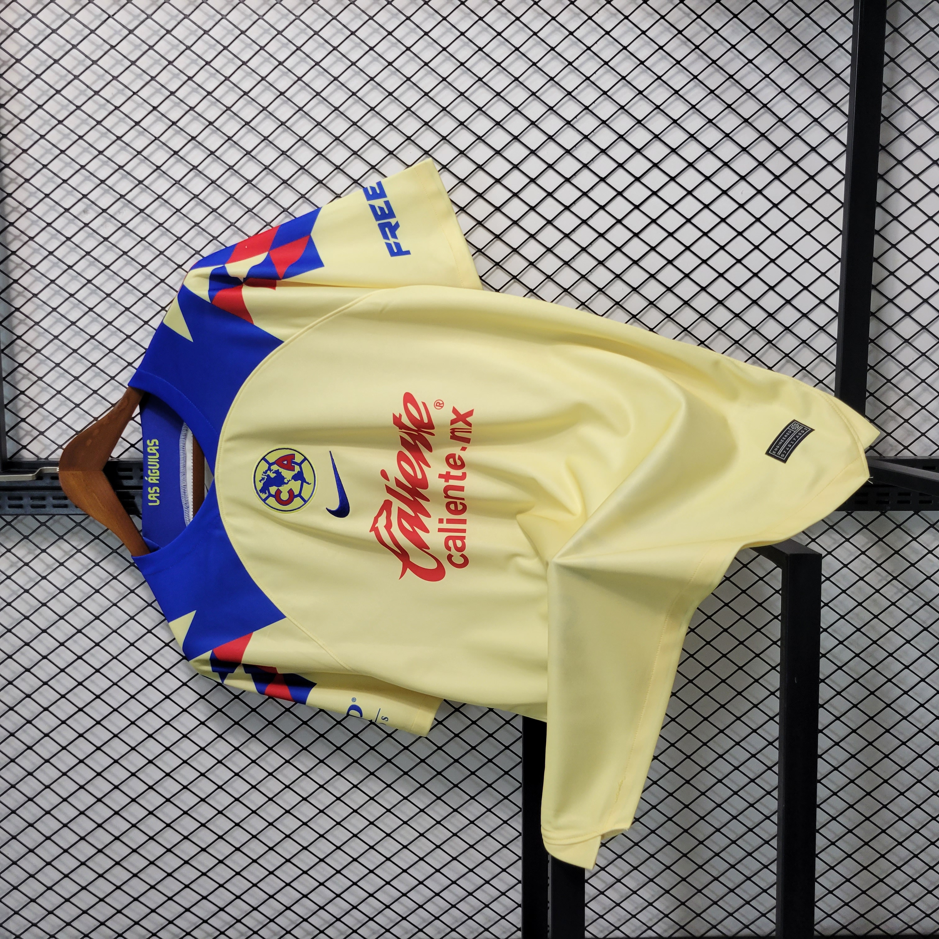 América 23-24 Home Stadium Jersey - Fans Version