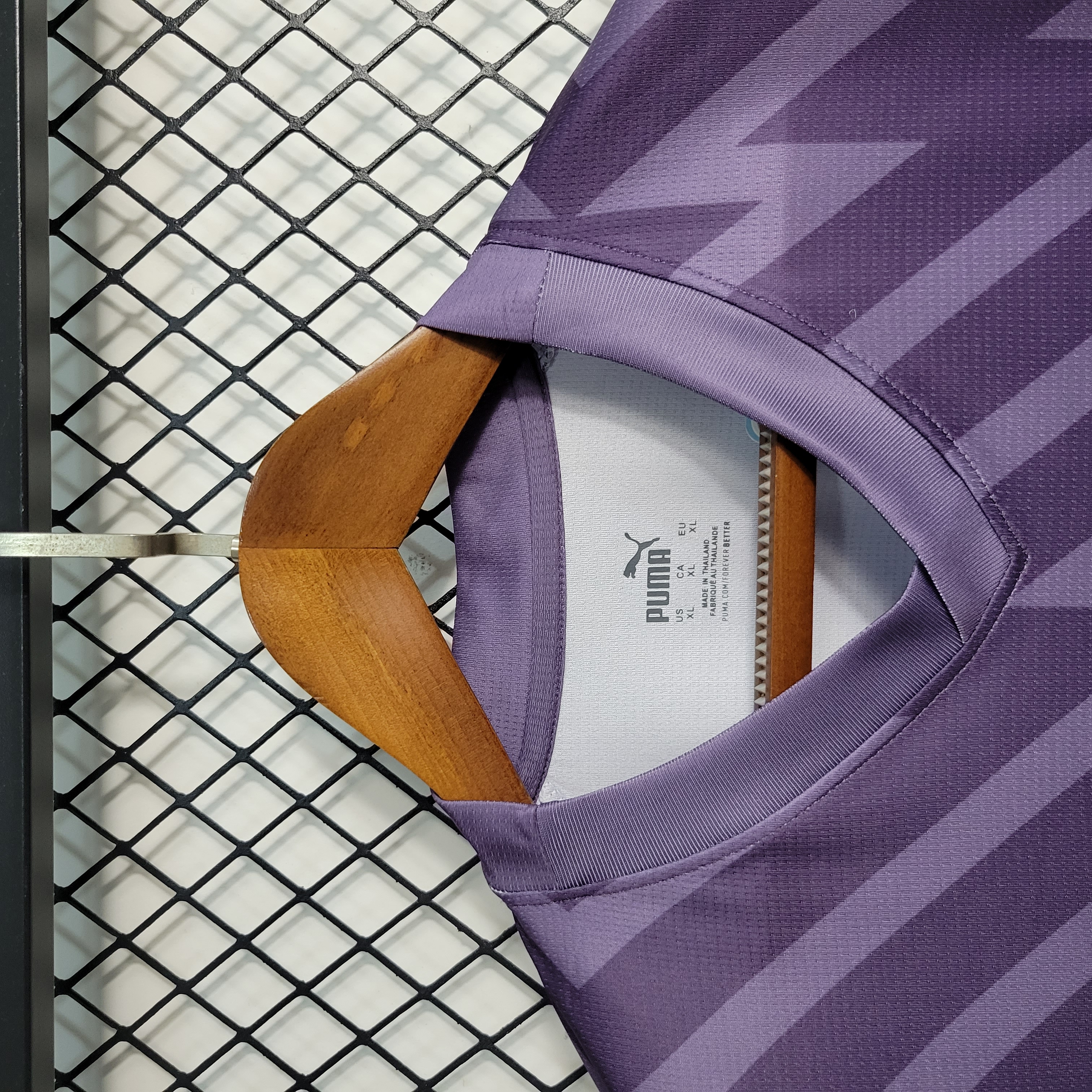 23-24 Manchester City Purple Goal Keeper Fans Jersey