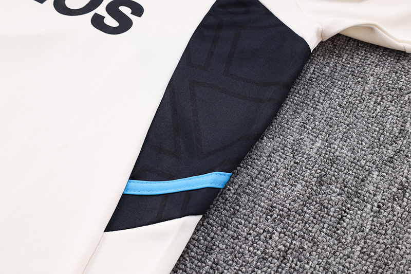 Manchester United 23-24 Kids Long Sleeve Training Set Off-White