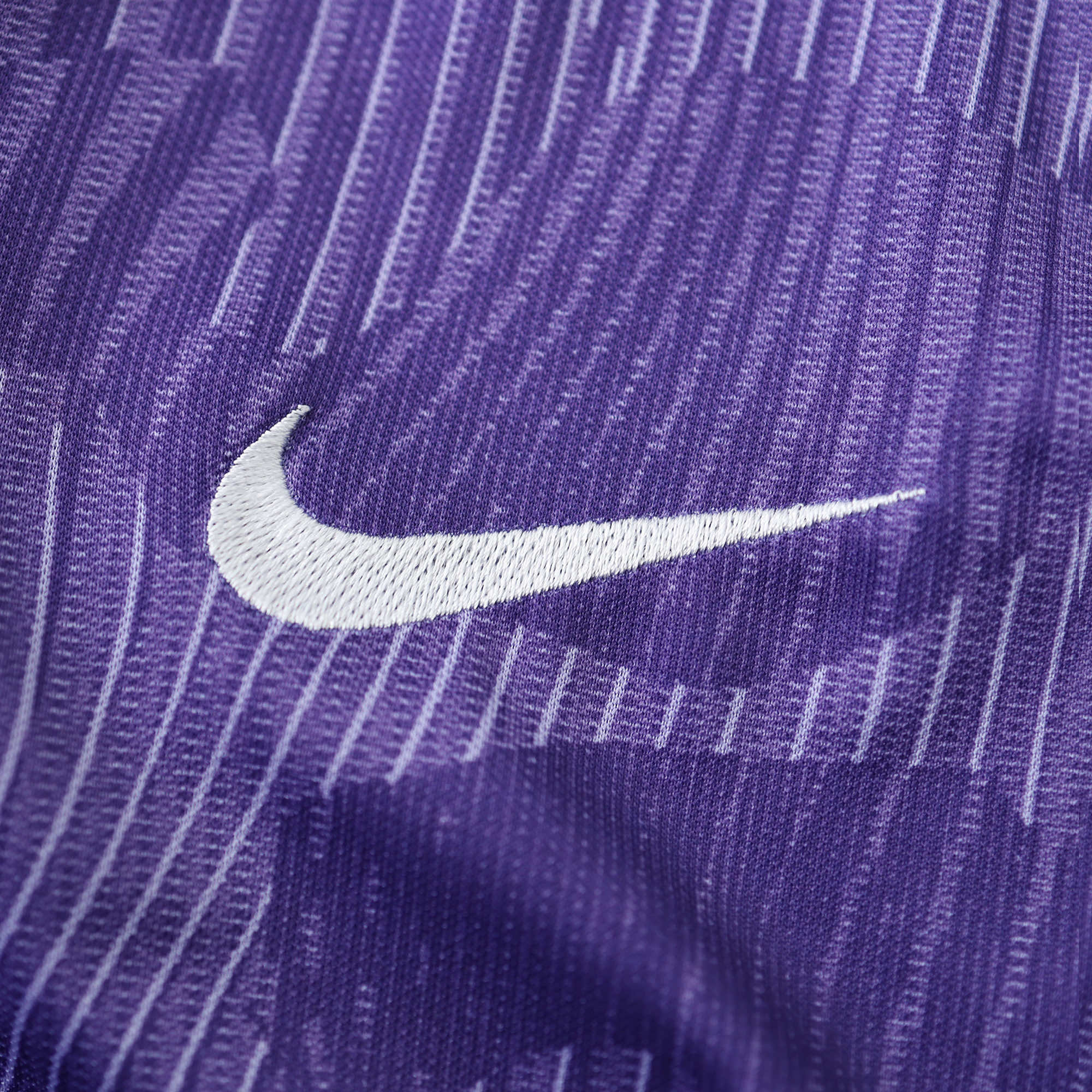 Liver.pool 23-24 Third Kids Kit