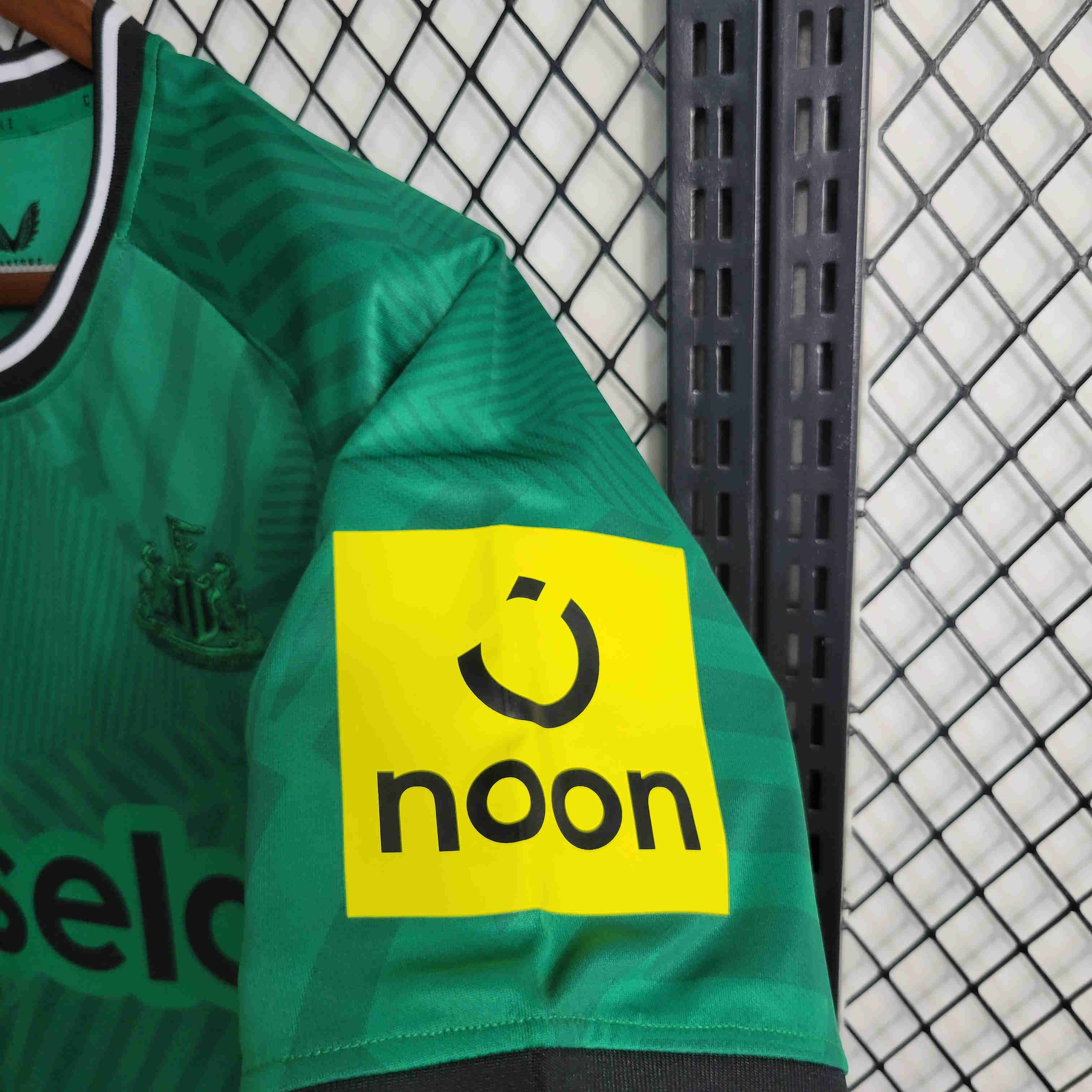 Newcastle United 23-24 Away Green Jersey - Fans Version