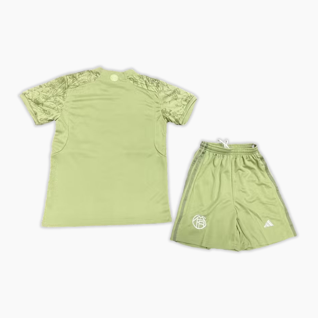Bayern Munich 23-24 Beer Festival Special Edition Kids Kit