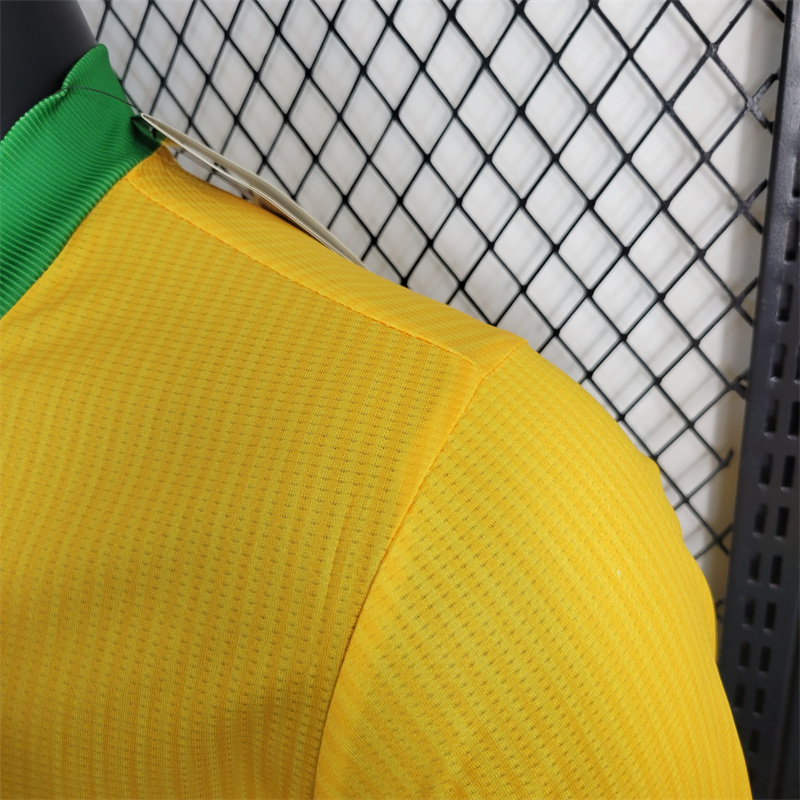23/24 Bayern Munich Jersey Yellow Icon - Player Version