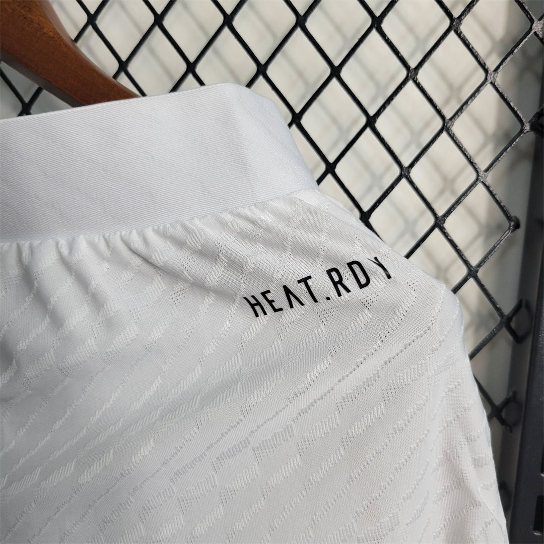 Manchester United 23-24 Home Shorts - Player Version